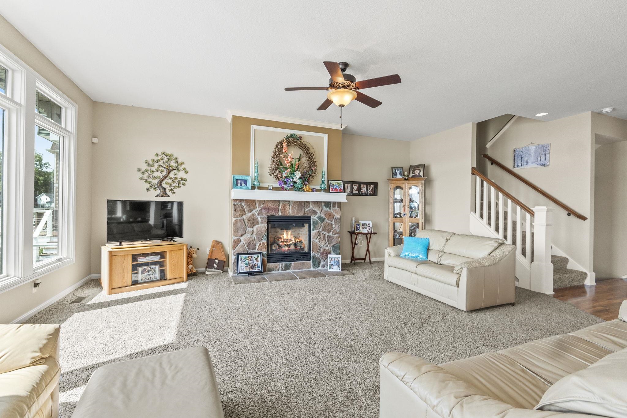 Photo 5 of 2245 W Orland Road