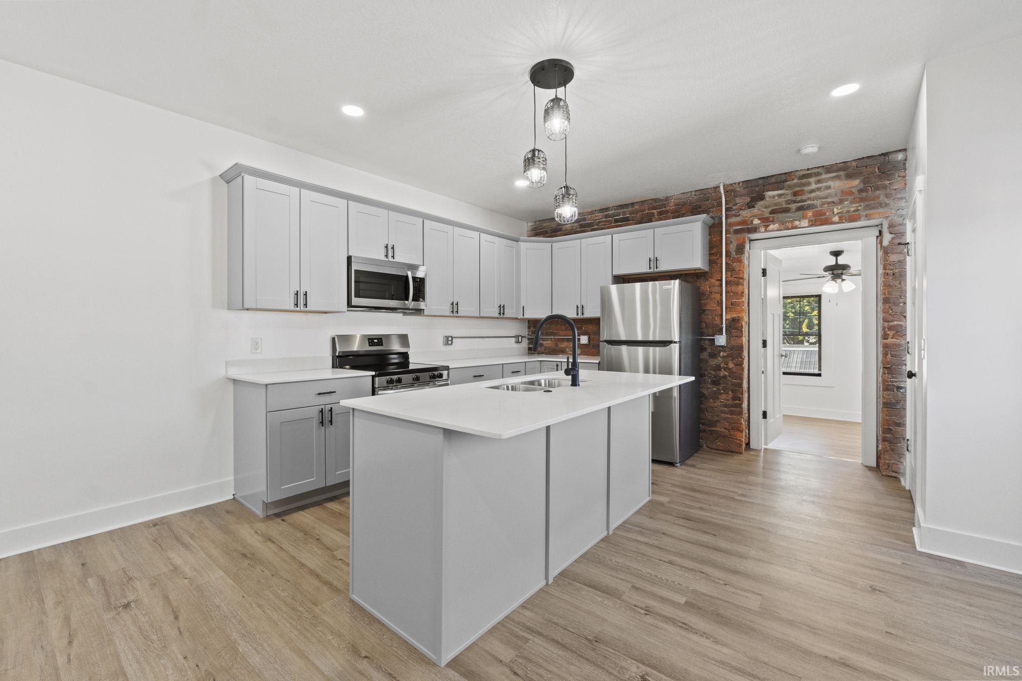 Photo 19 of 420 W 4th Street