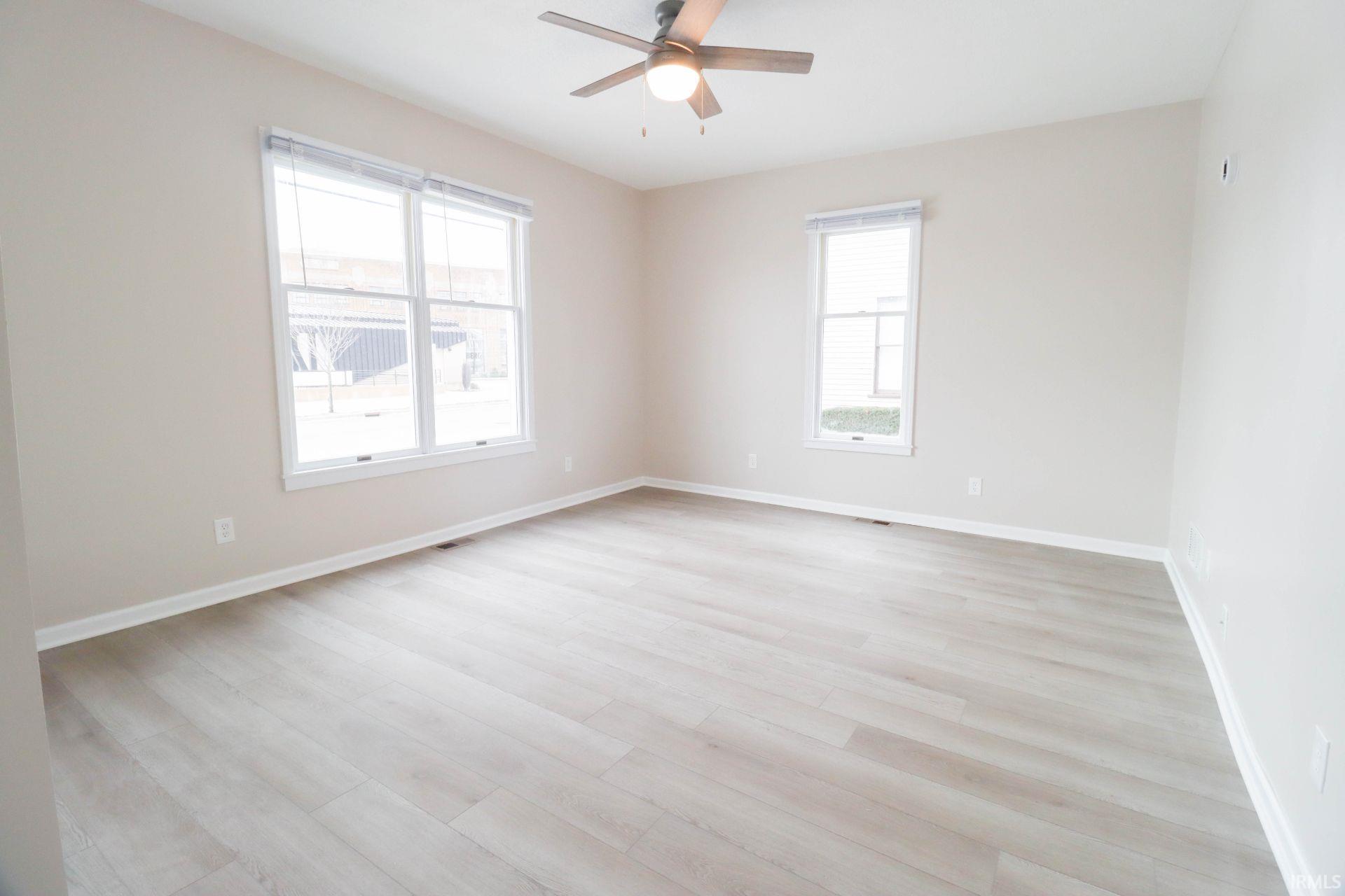 Photo 9 of 1609 S Van Buren Street