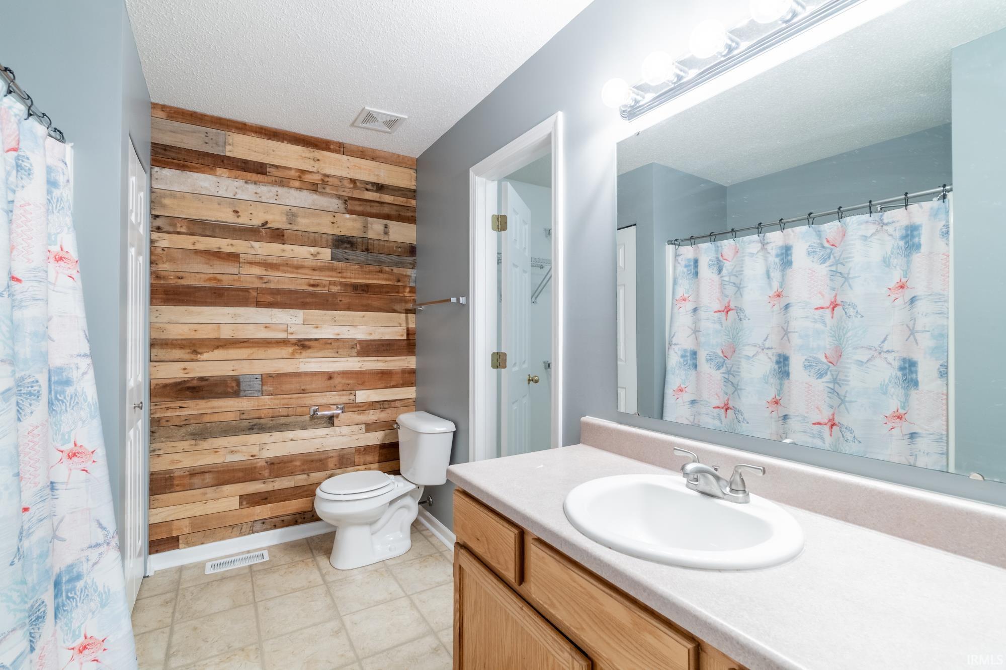 Photo 16 of 11509 Maywin Drive