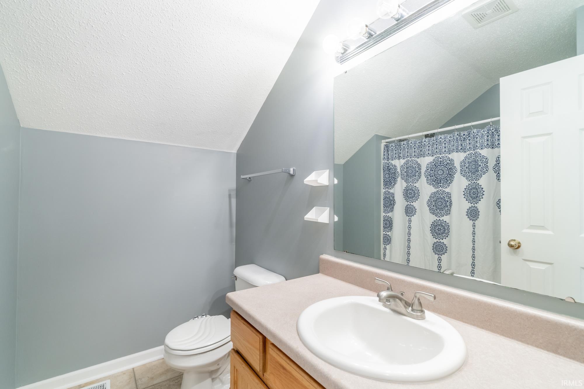 Photo 22 of 11509 Maywin Drive