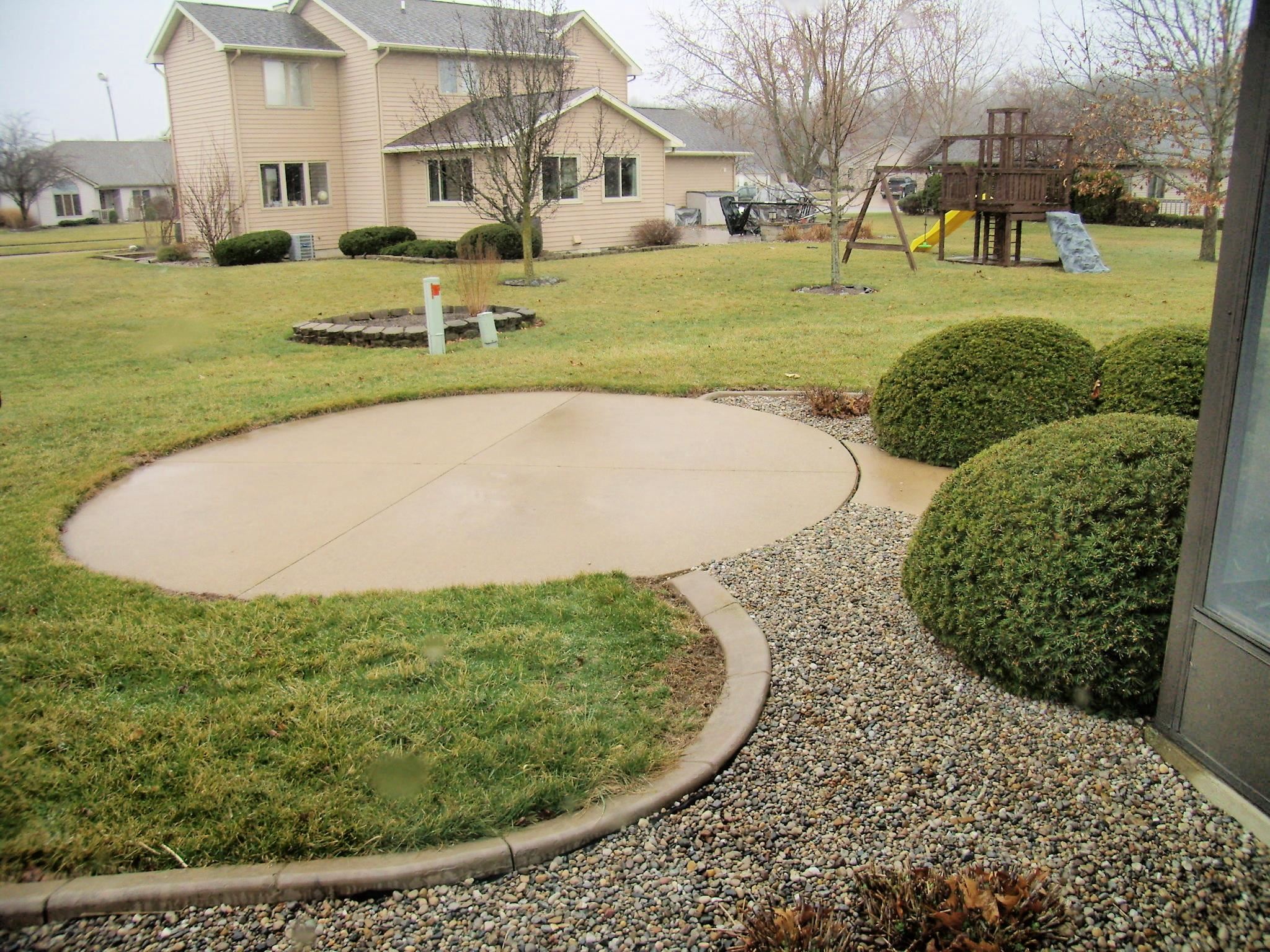 Photo 6 of 595 N Easton Dr.