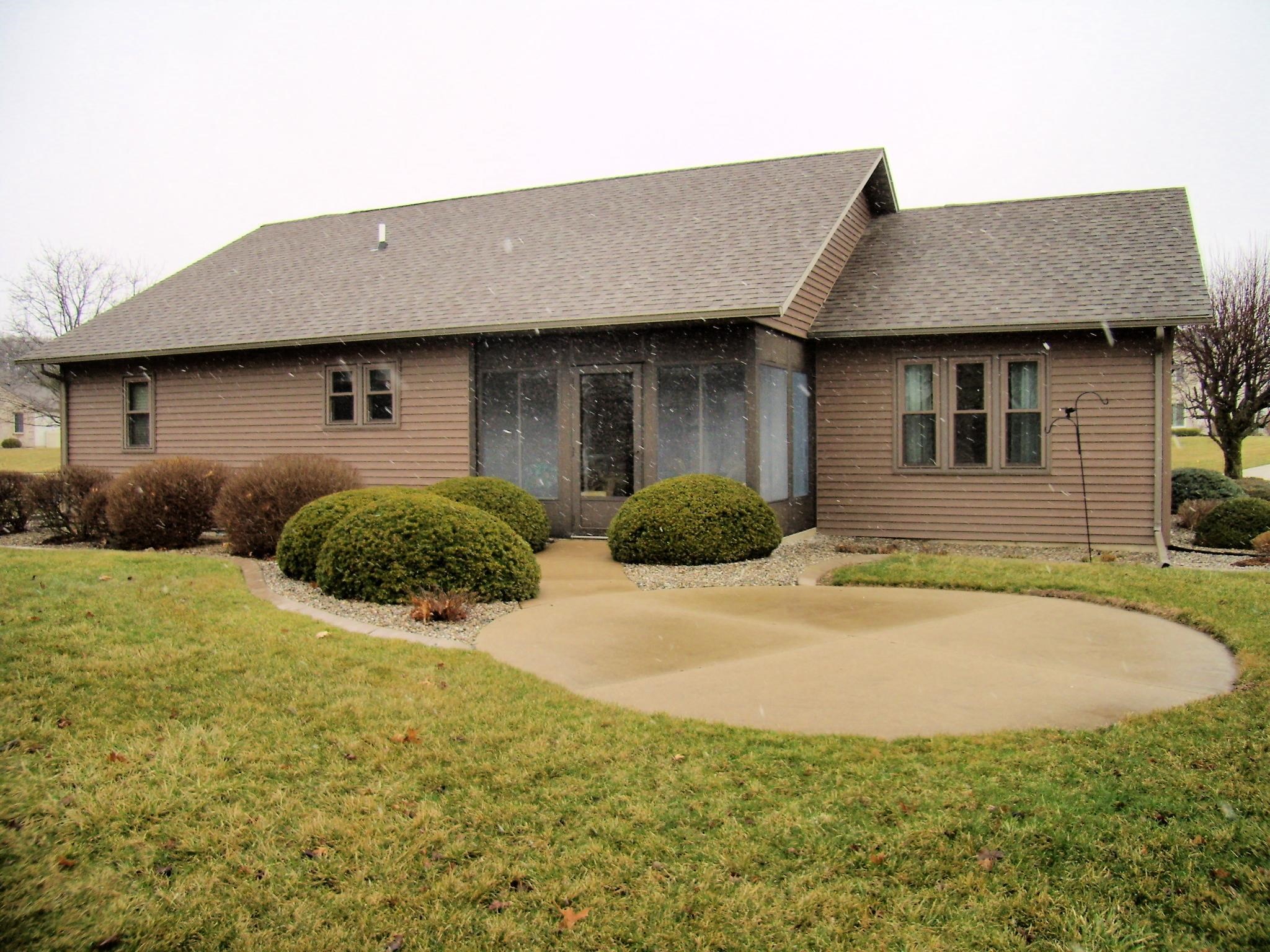 Photo 9 of 595 N Easton Dr.