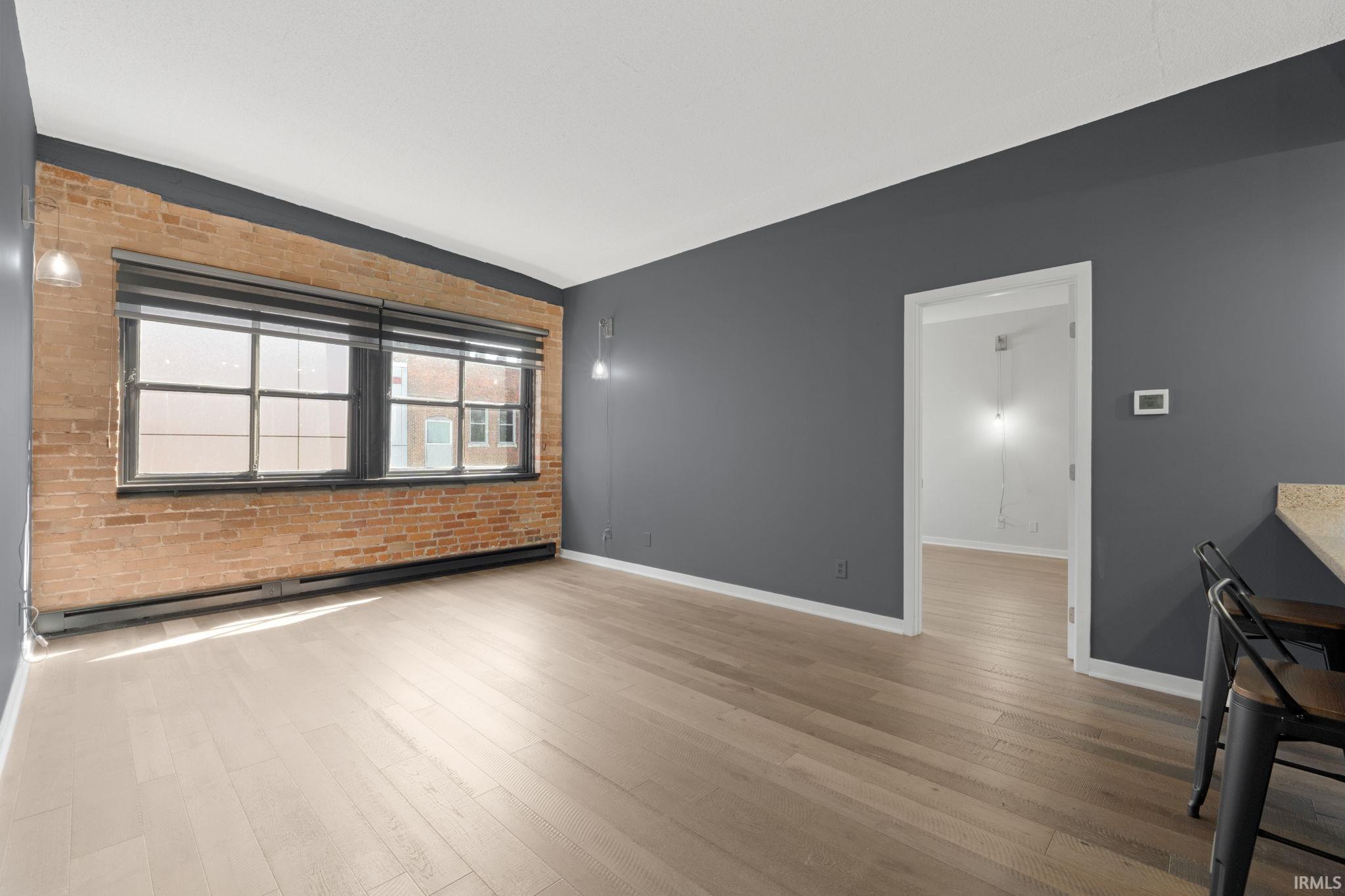112 W Washington Boulevard 433