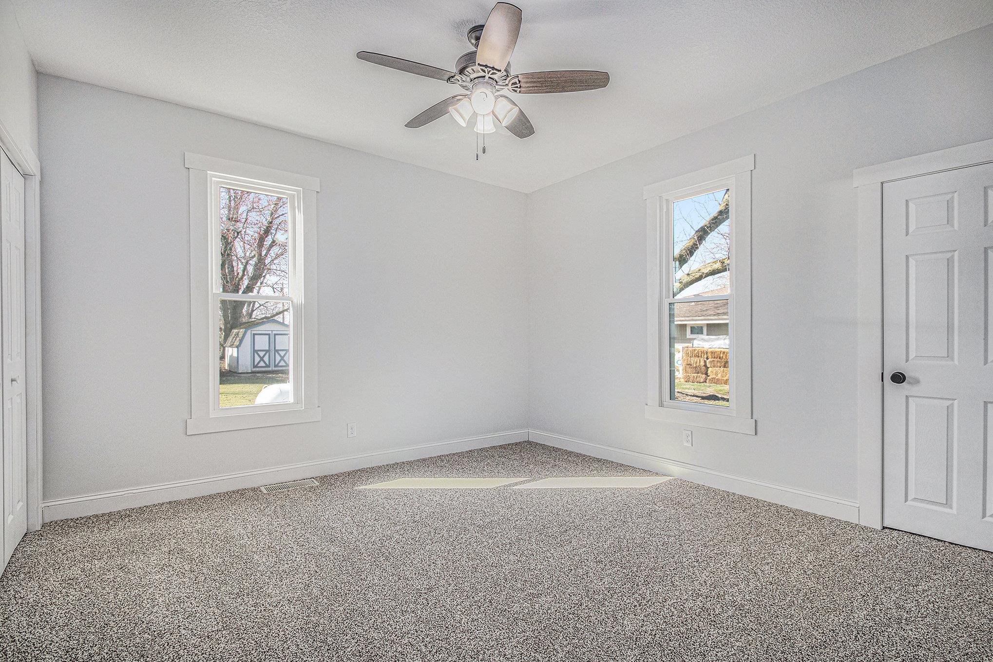 Photo 12 of 6435 W Lincoln Street