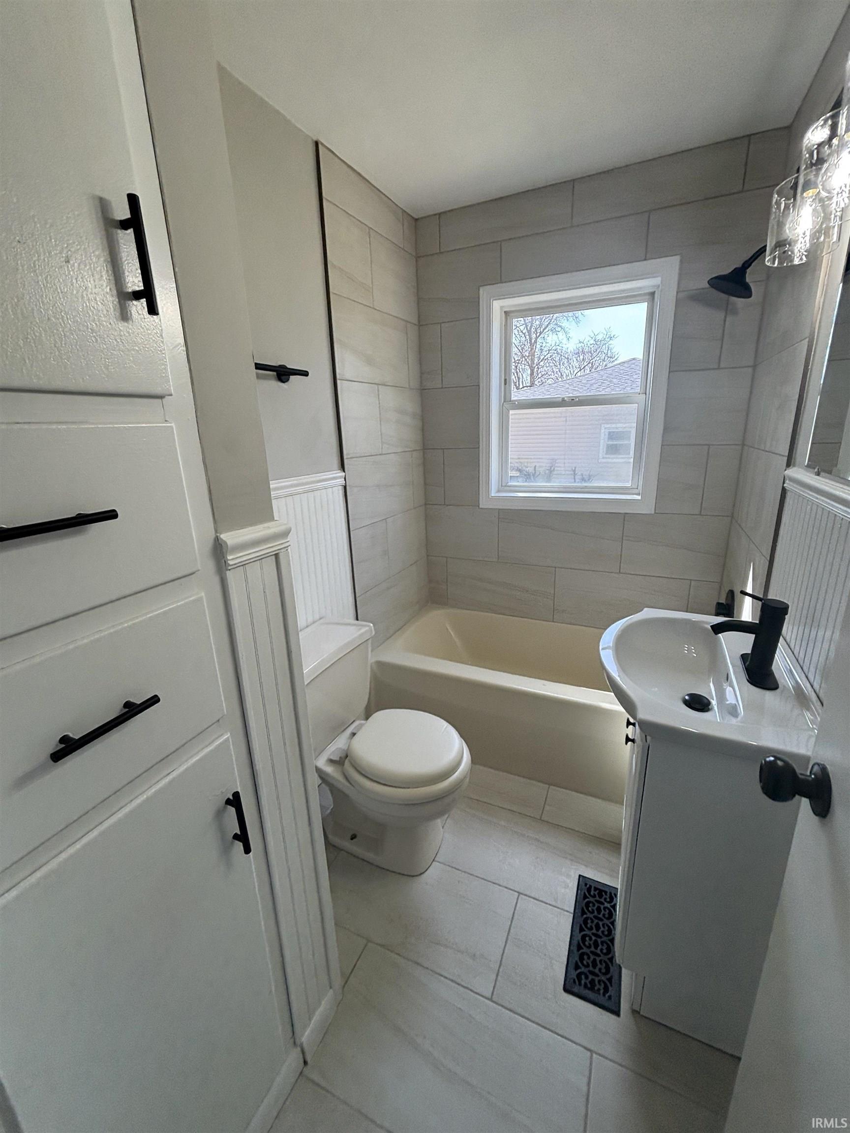 Photo 11 of 7359 Linda Drive
