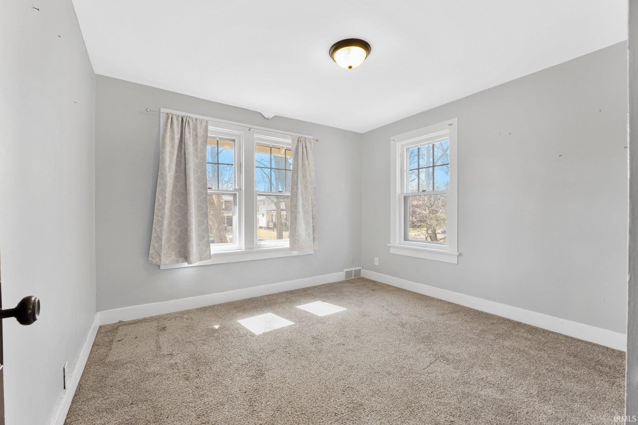 Photo 16 of 326 Arcadia Court