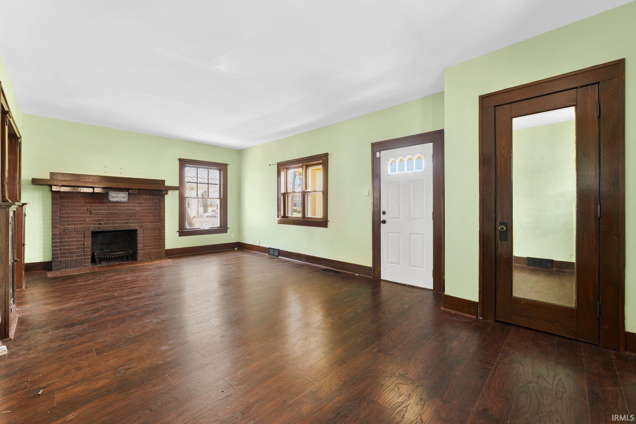 Photo 5 of 326 Arcadia Court
