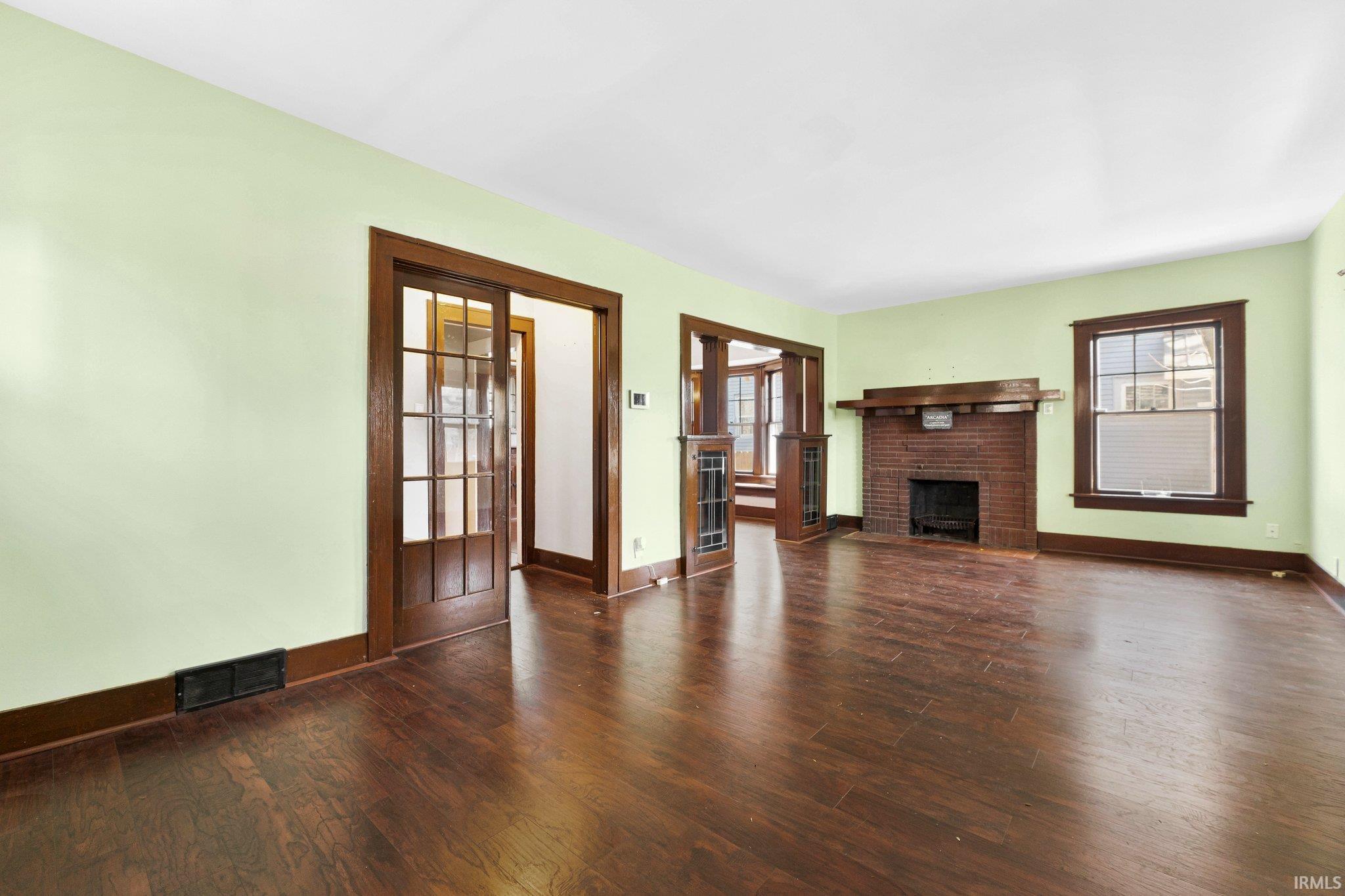 Photo 6 of 326 Arcadia Court