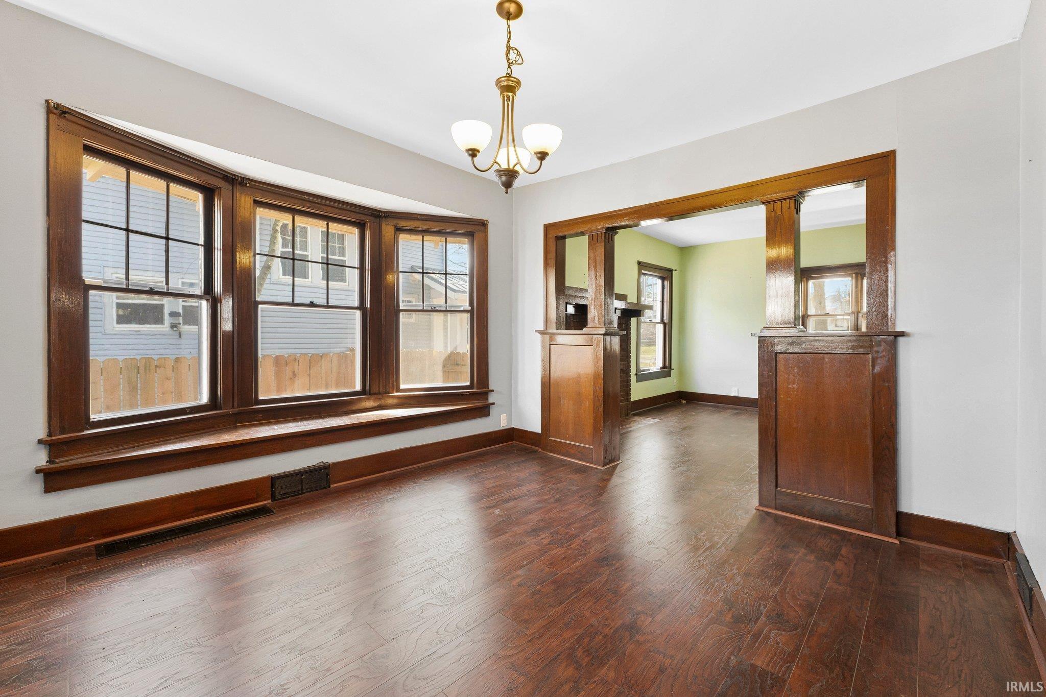 Photo 8 of 326 Arcadia Court