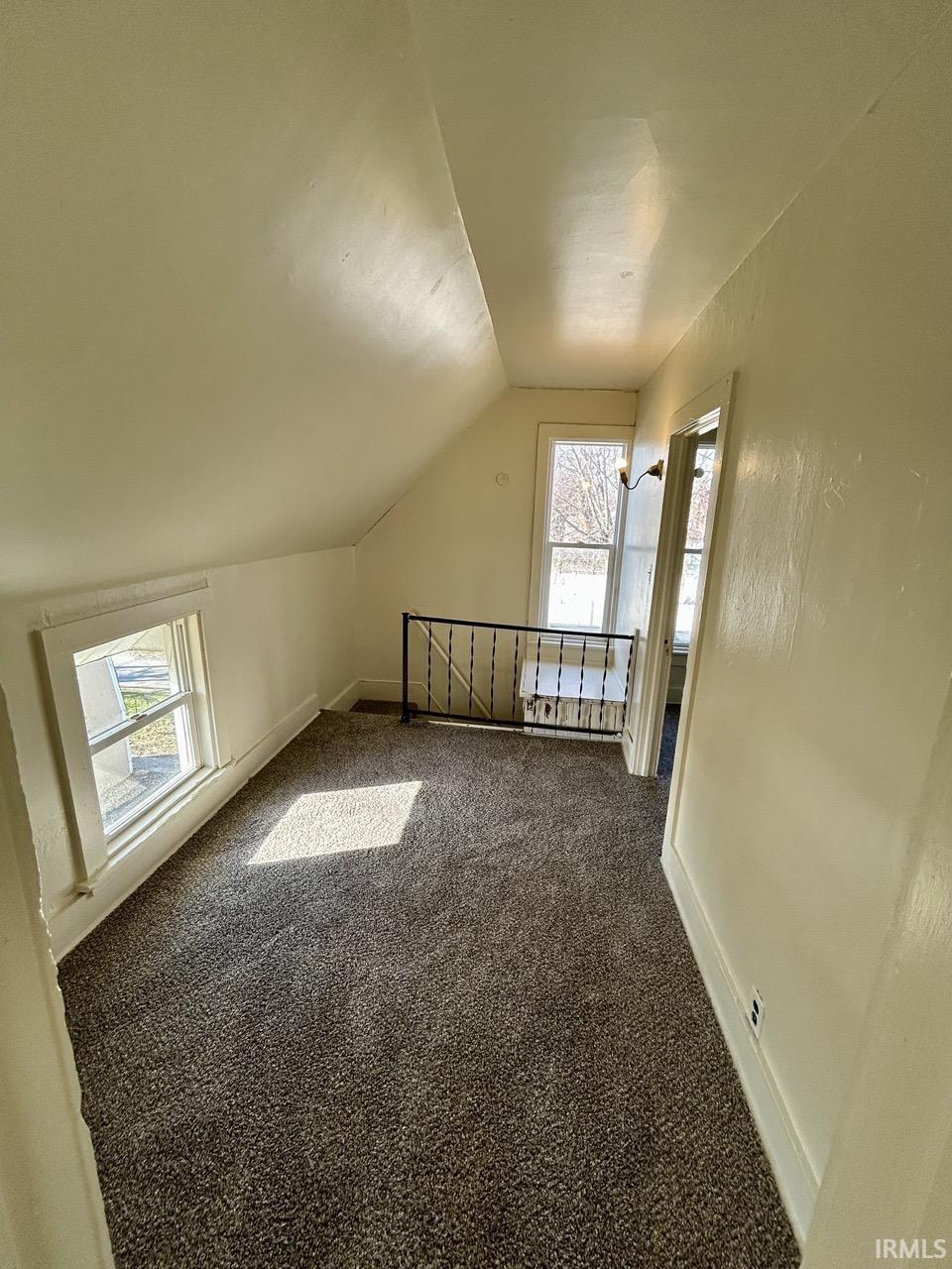 Photo 14 of 307 W Plymouth Avenue