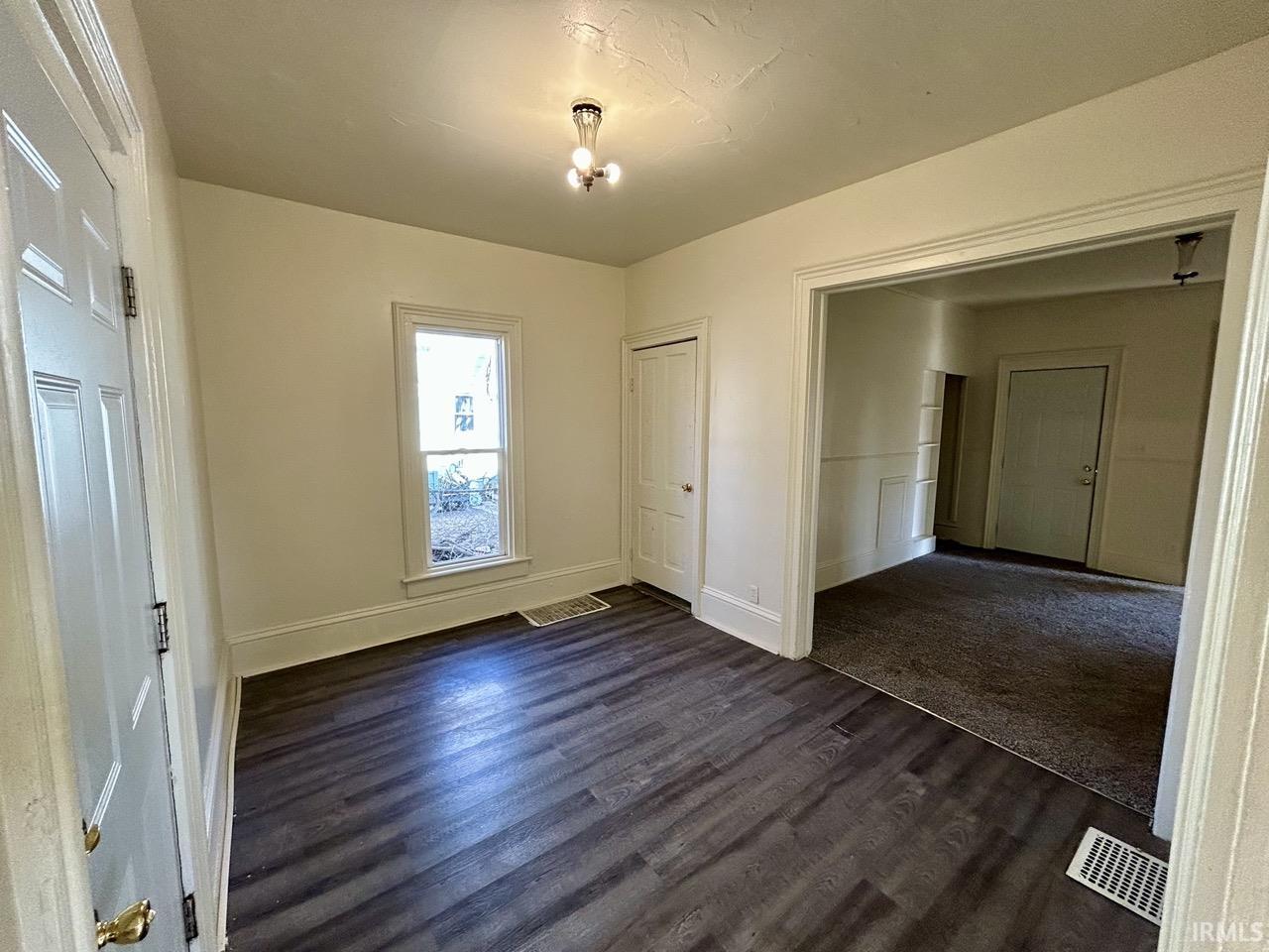 Photo 8 of 307 W Plymouth Avenue