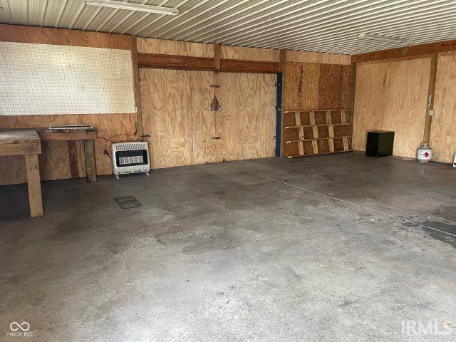 Homes for sale in Cloverdale, IN | 5012 Pond Rd, Cloverdale, IN 46120 | MLS# 202509434