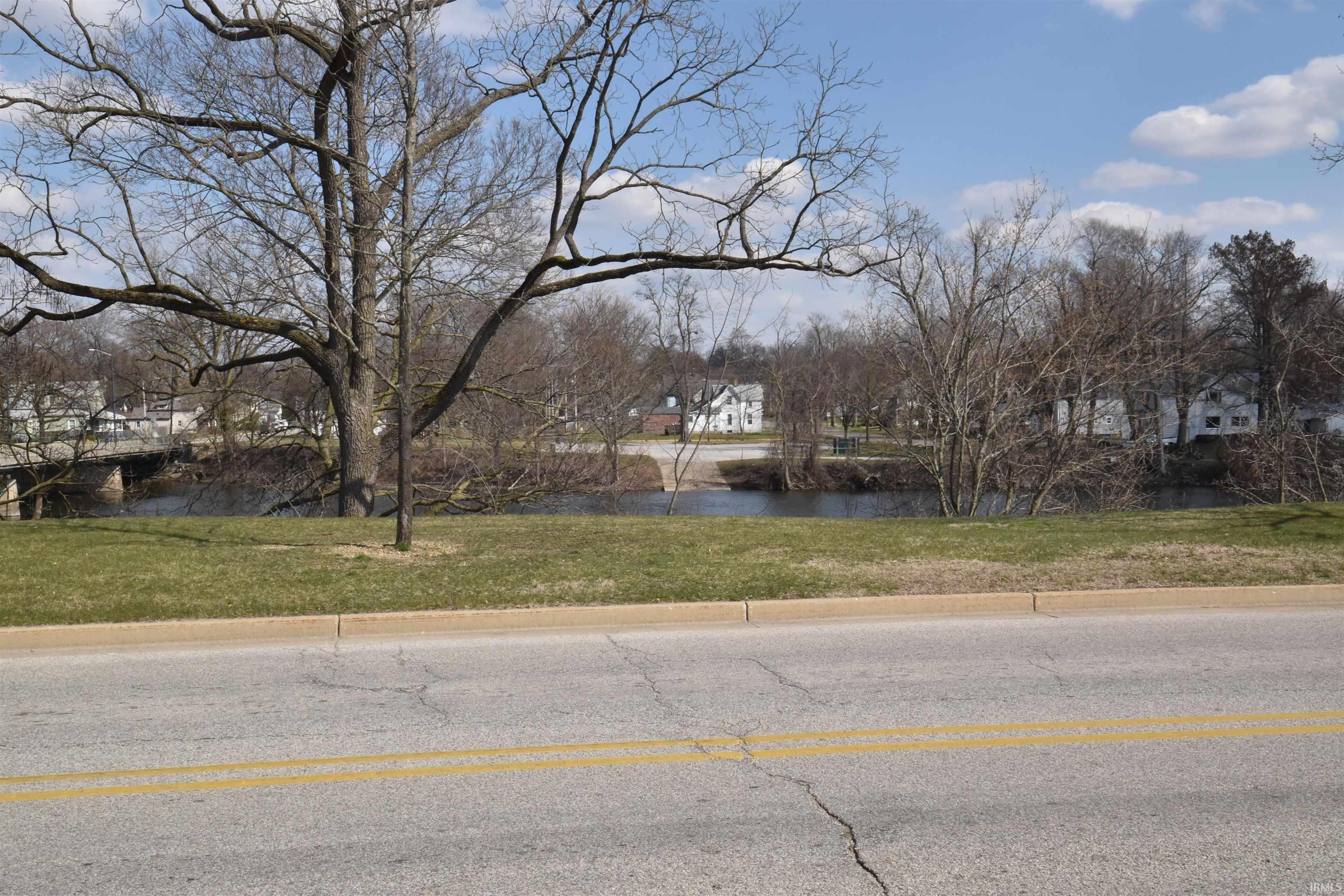 Photo 26 of 313/315 N Riverside Drive