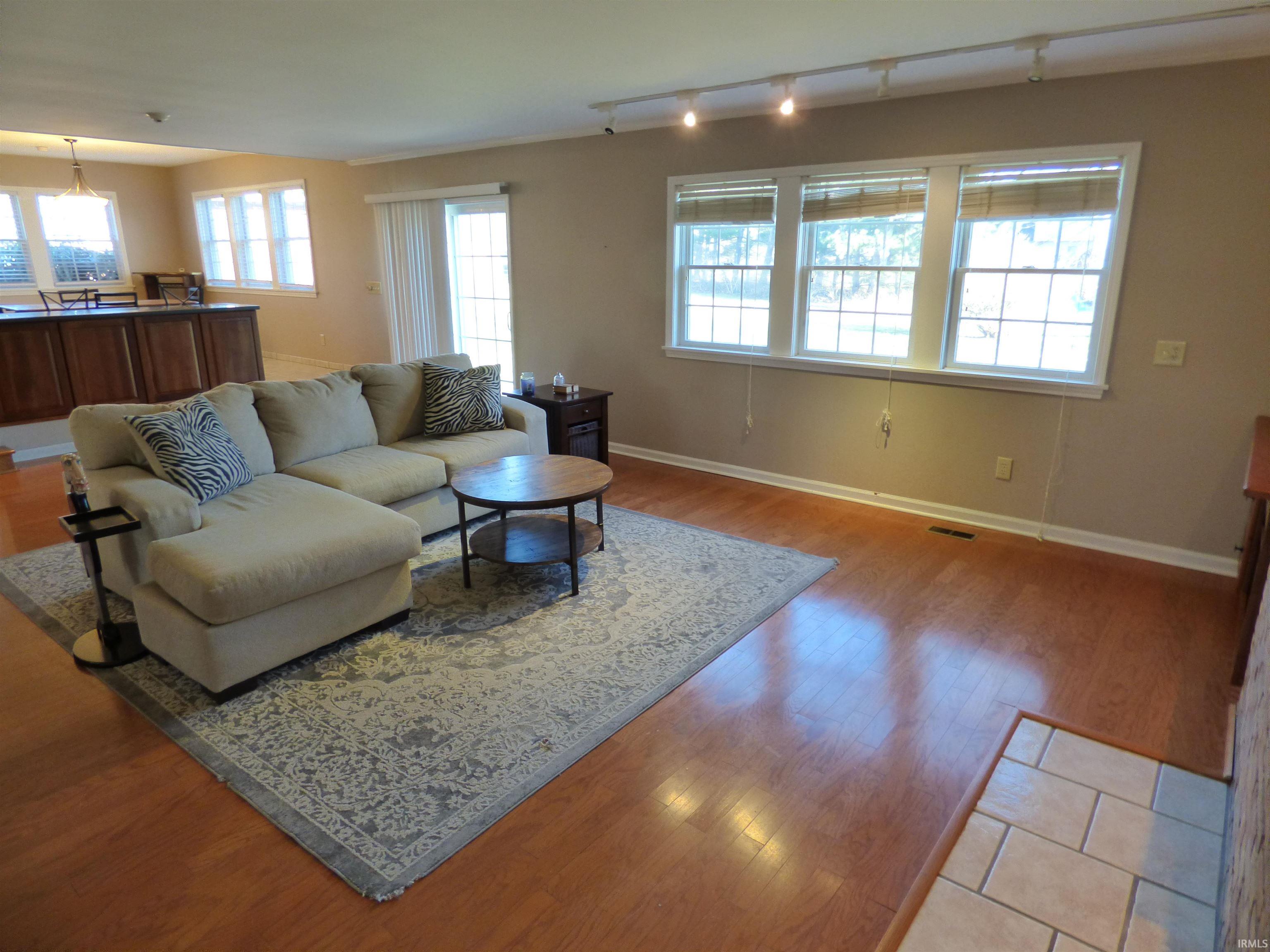Photo 9 of 3601 Holly Drive