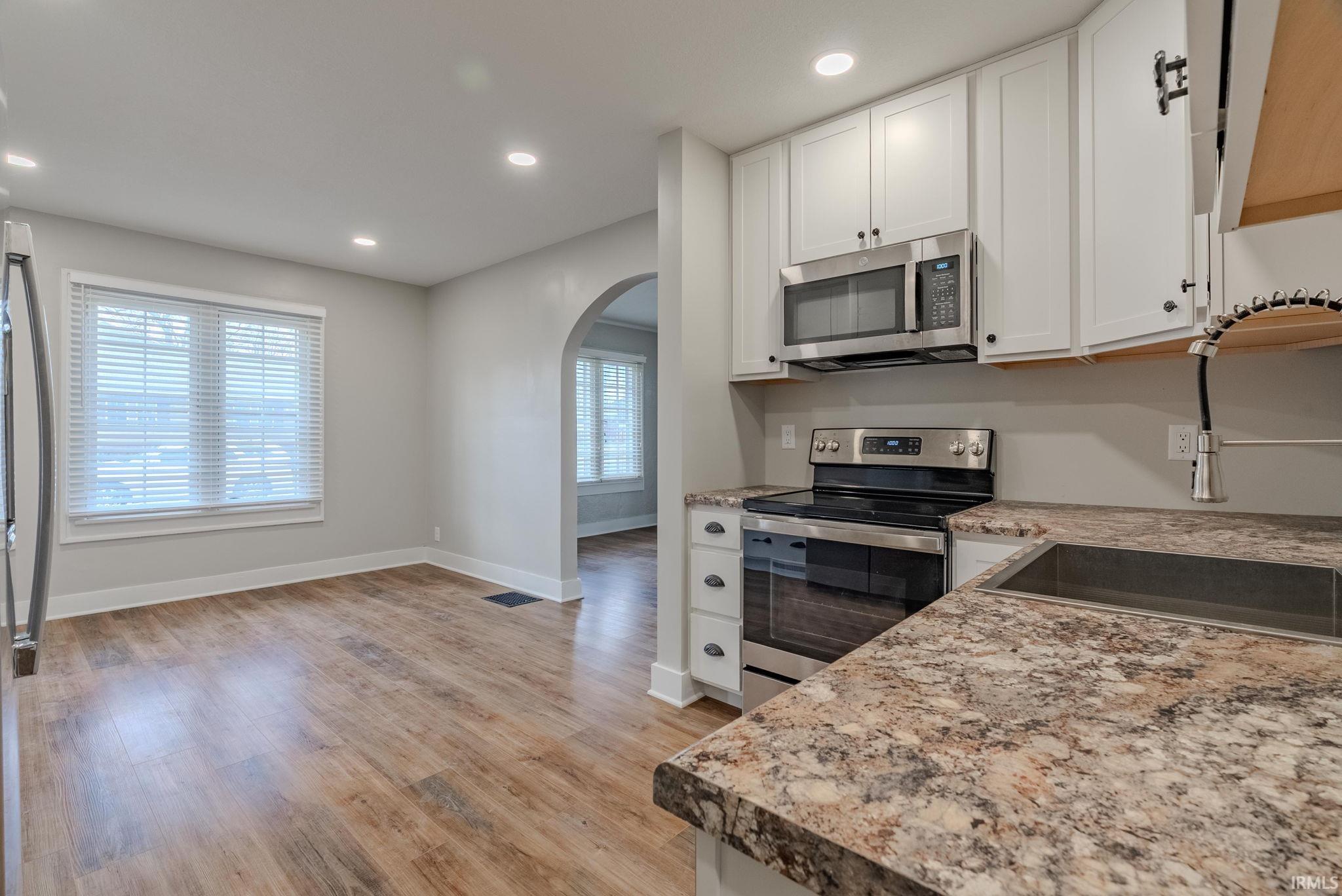 Photo 6 of 1473 Vernon Street