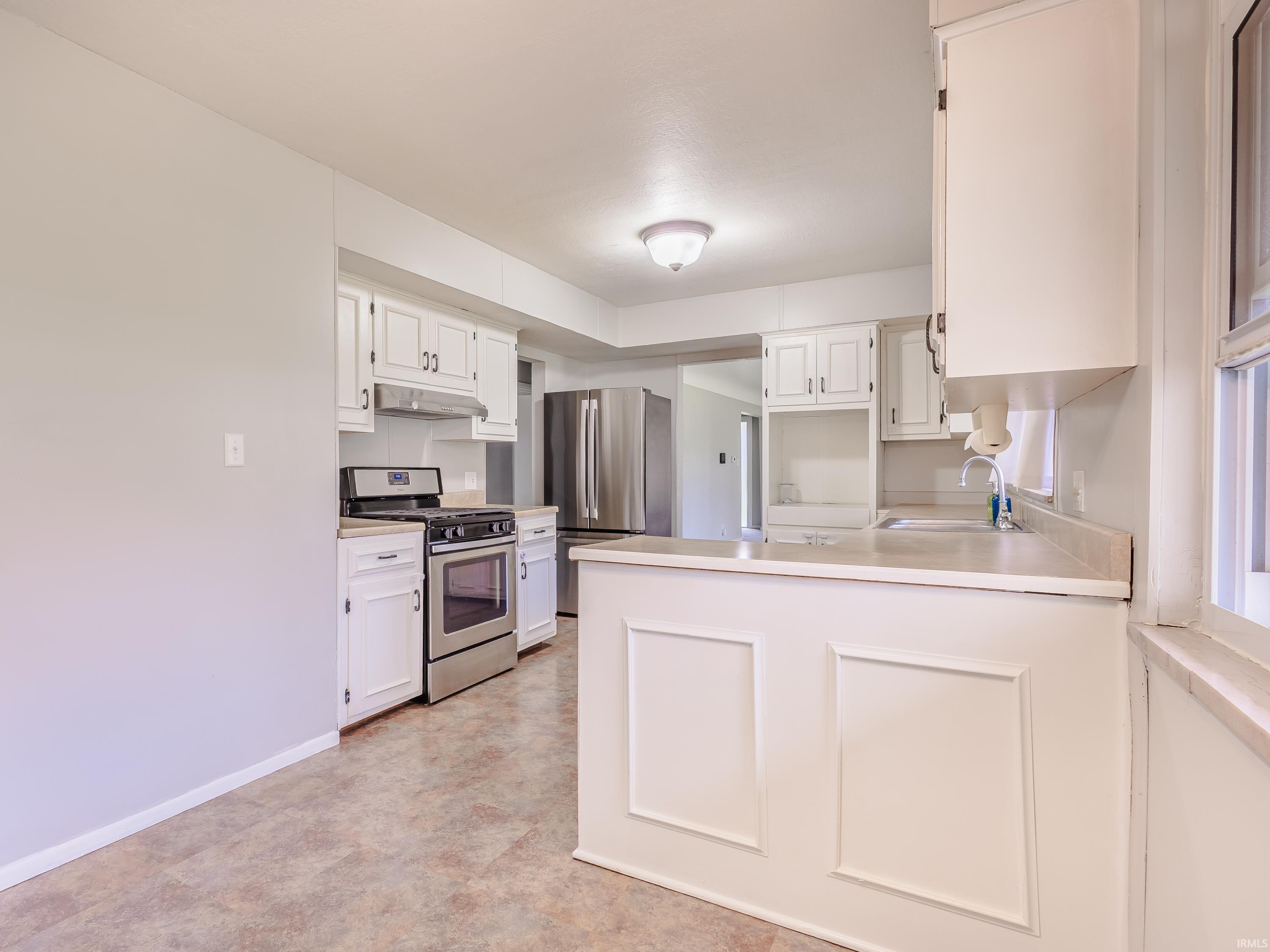 Photo 11 of 4978 Woodway Drive