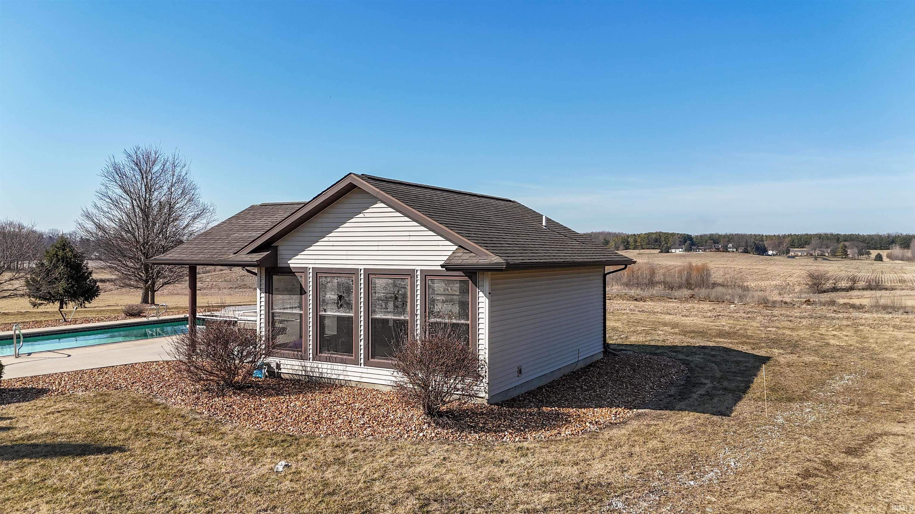 Photo 5 of 2723 E Kammerer Road