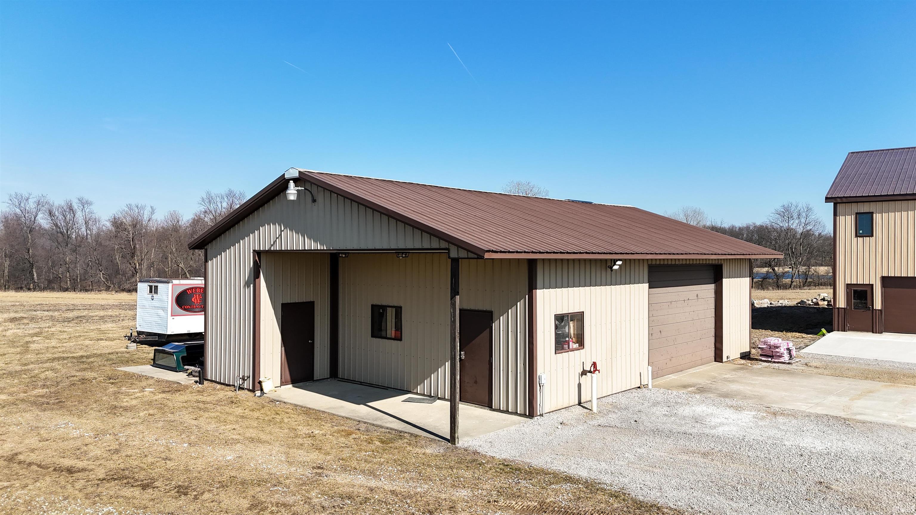 Photo 6 of 2723 E Kammerer Road