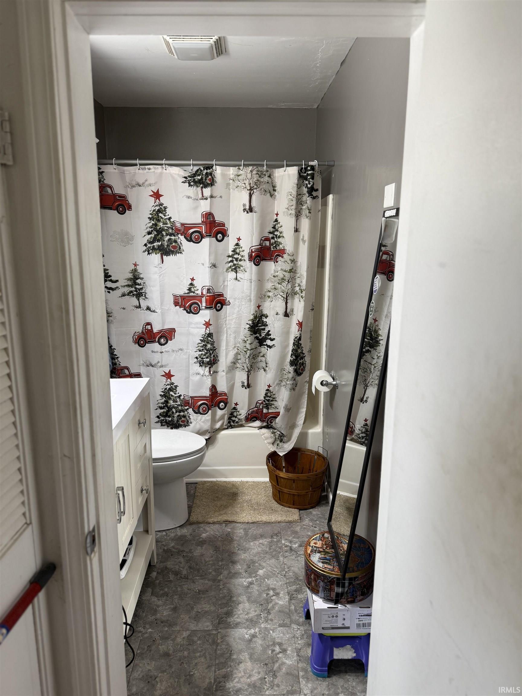 Photo 15 of 258 S Hendricks Street