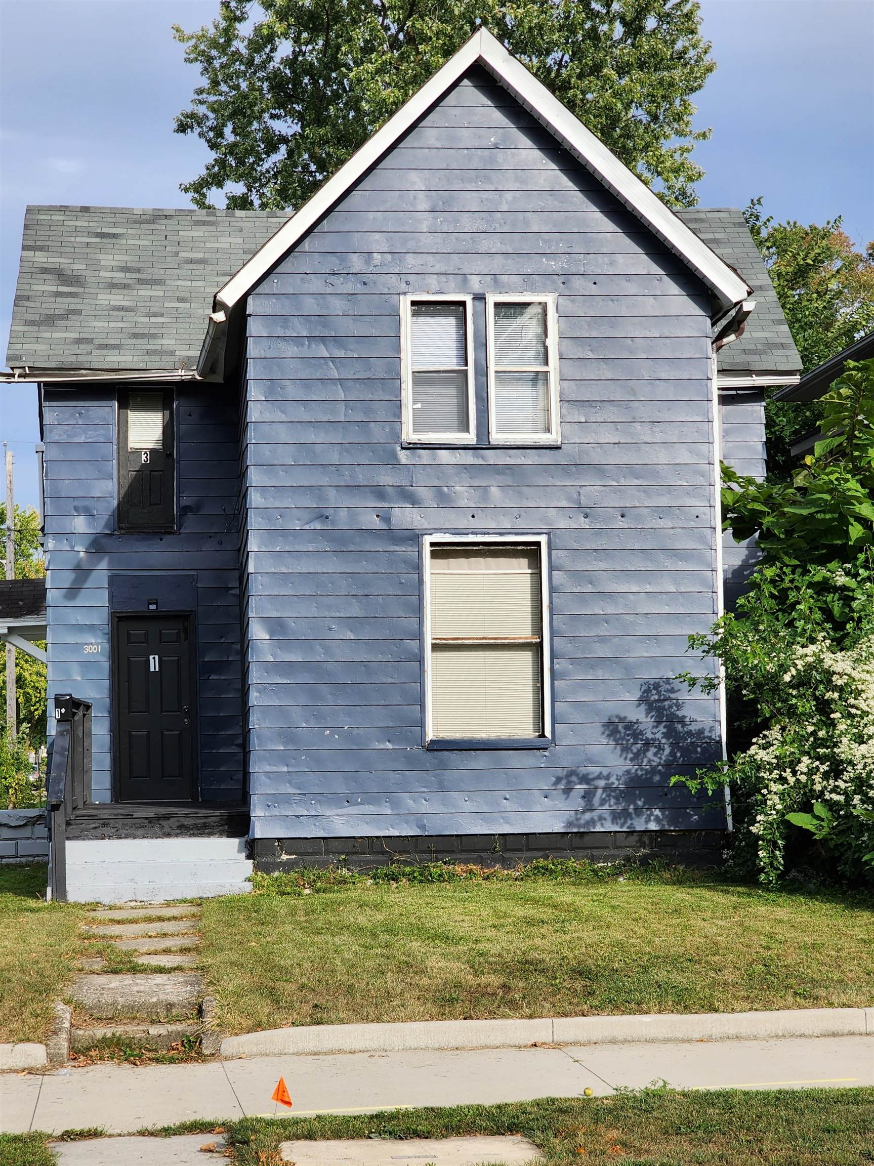 Photo 8 of 3001 S Hanna Street