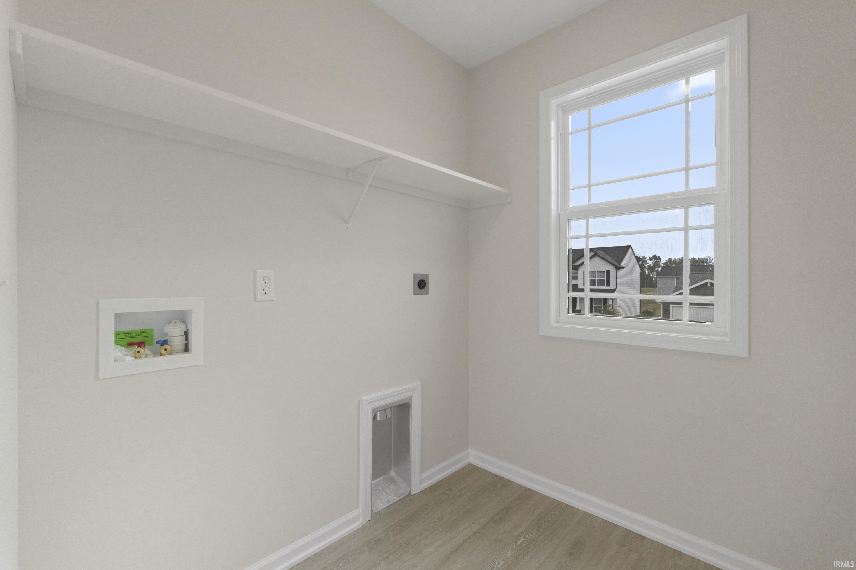 Photo 14 of 359 Lago Court