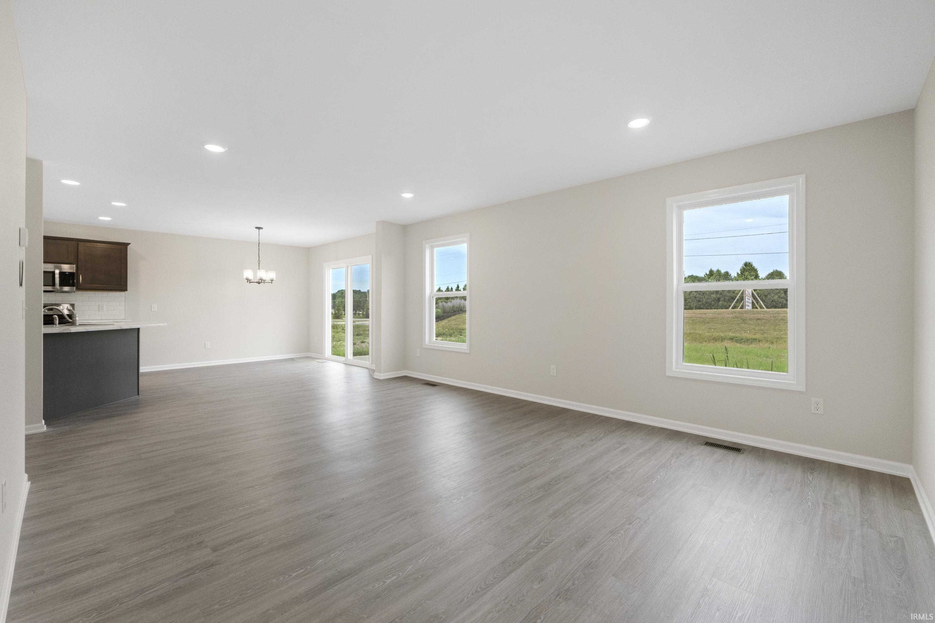 Photo 5 of 359 Lago Court