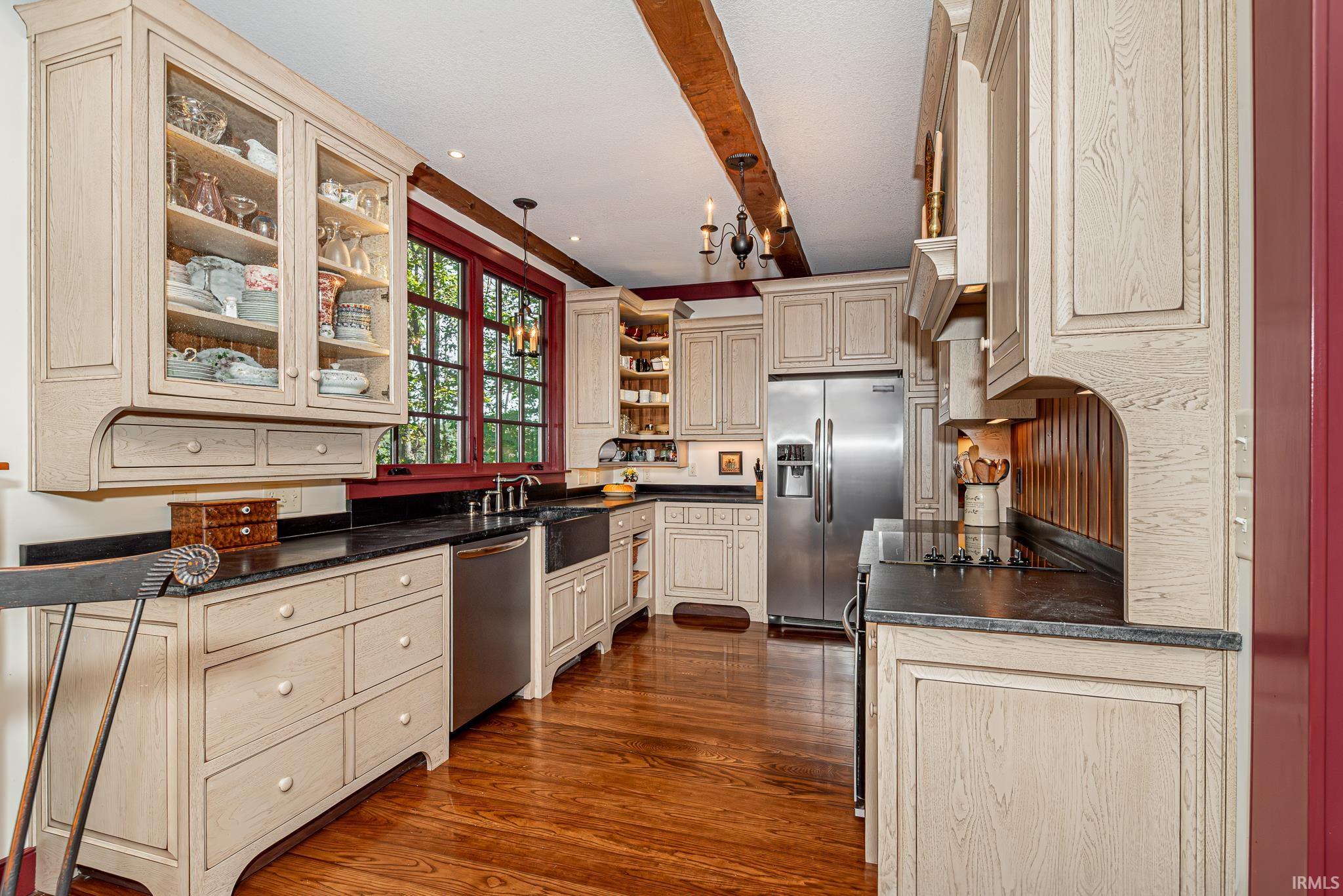 4855 E Timber Ridge Trail