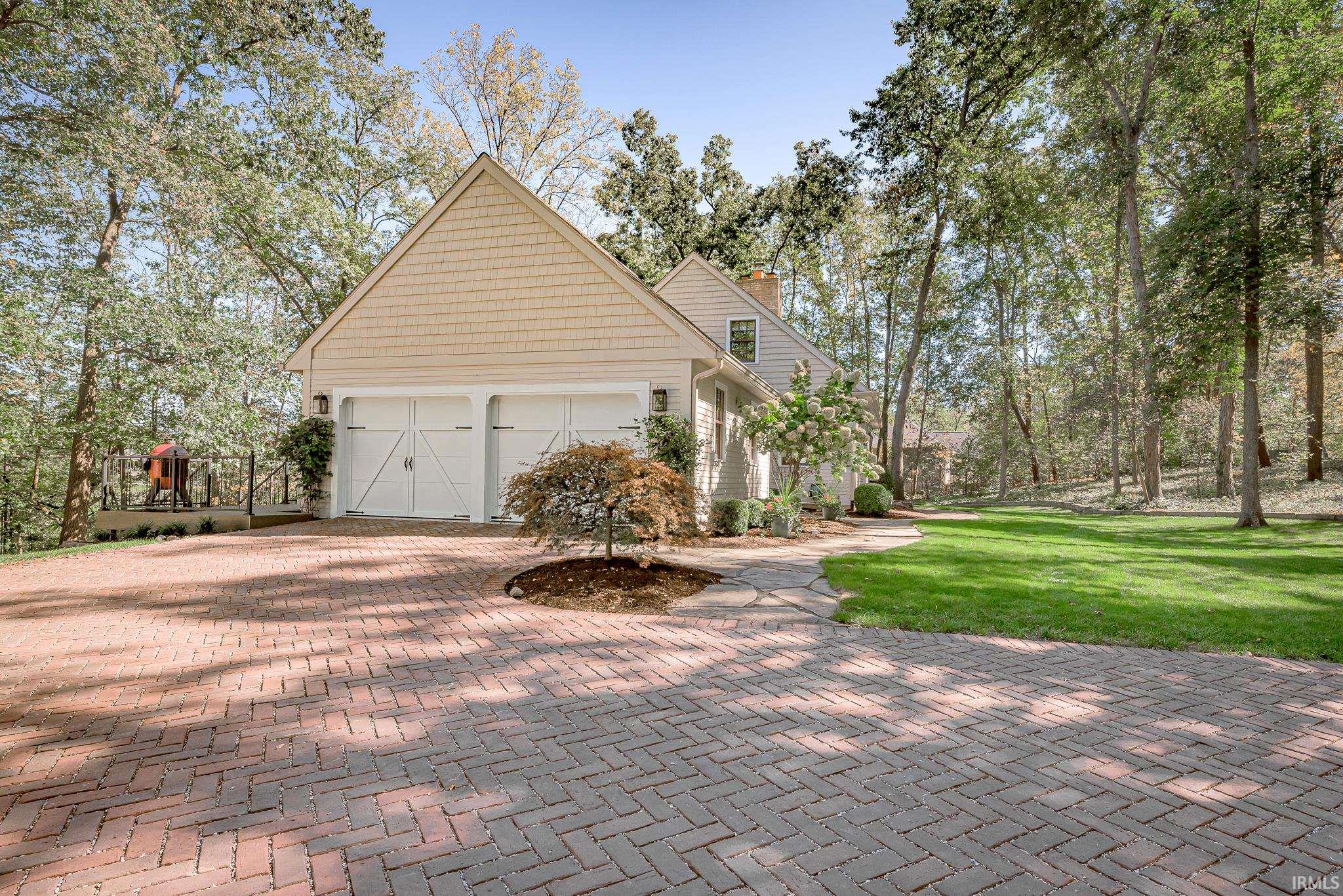 4855 E Timber Ridge Trail
