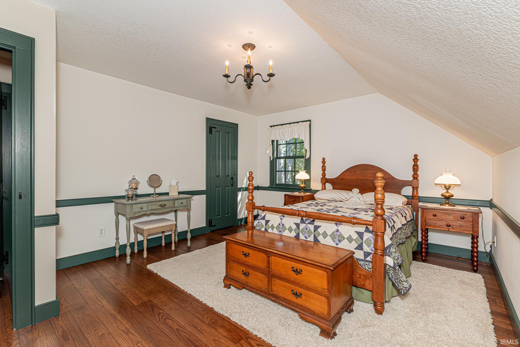 4855 E Timber Ridge Trail