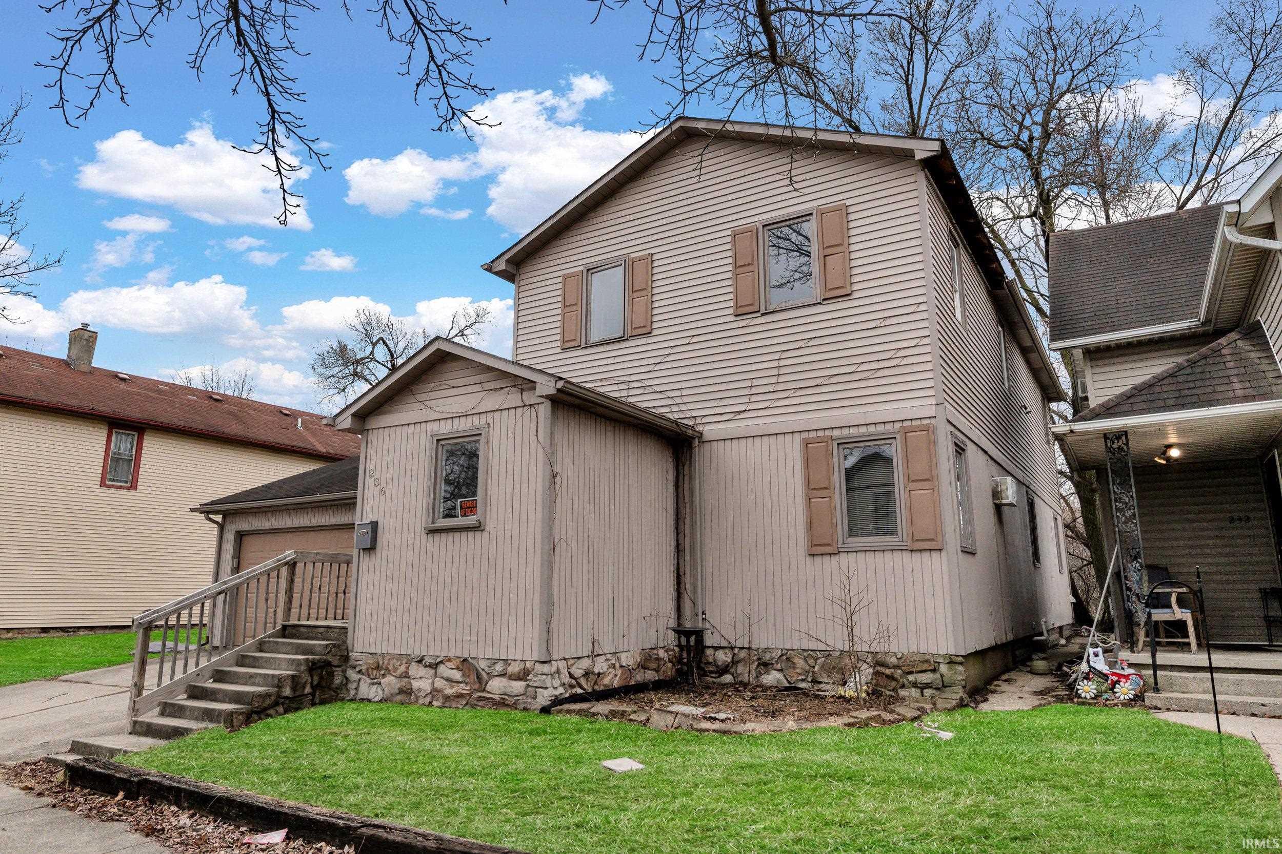 Photo 1 of 236 E Williams Street