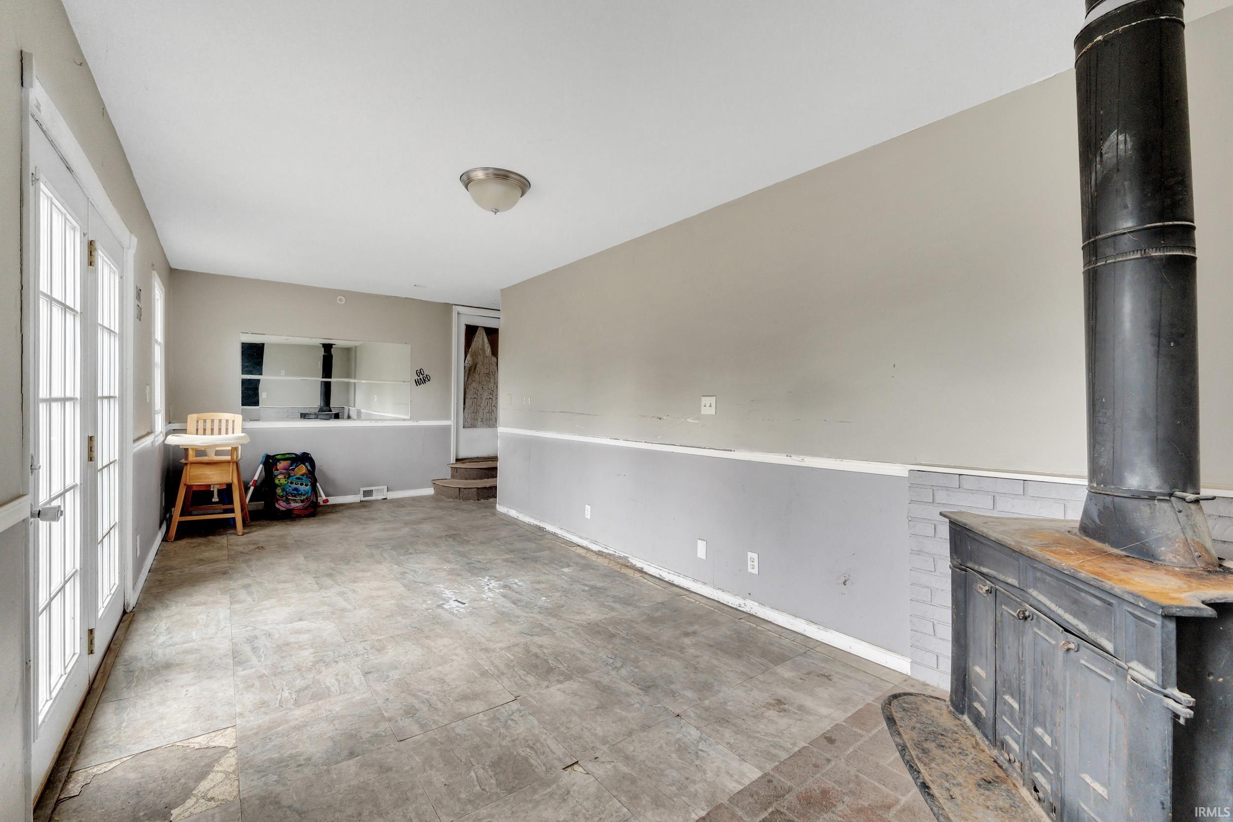 Photo 15 of 236 E Williams Street