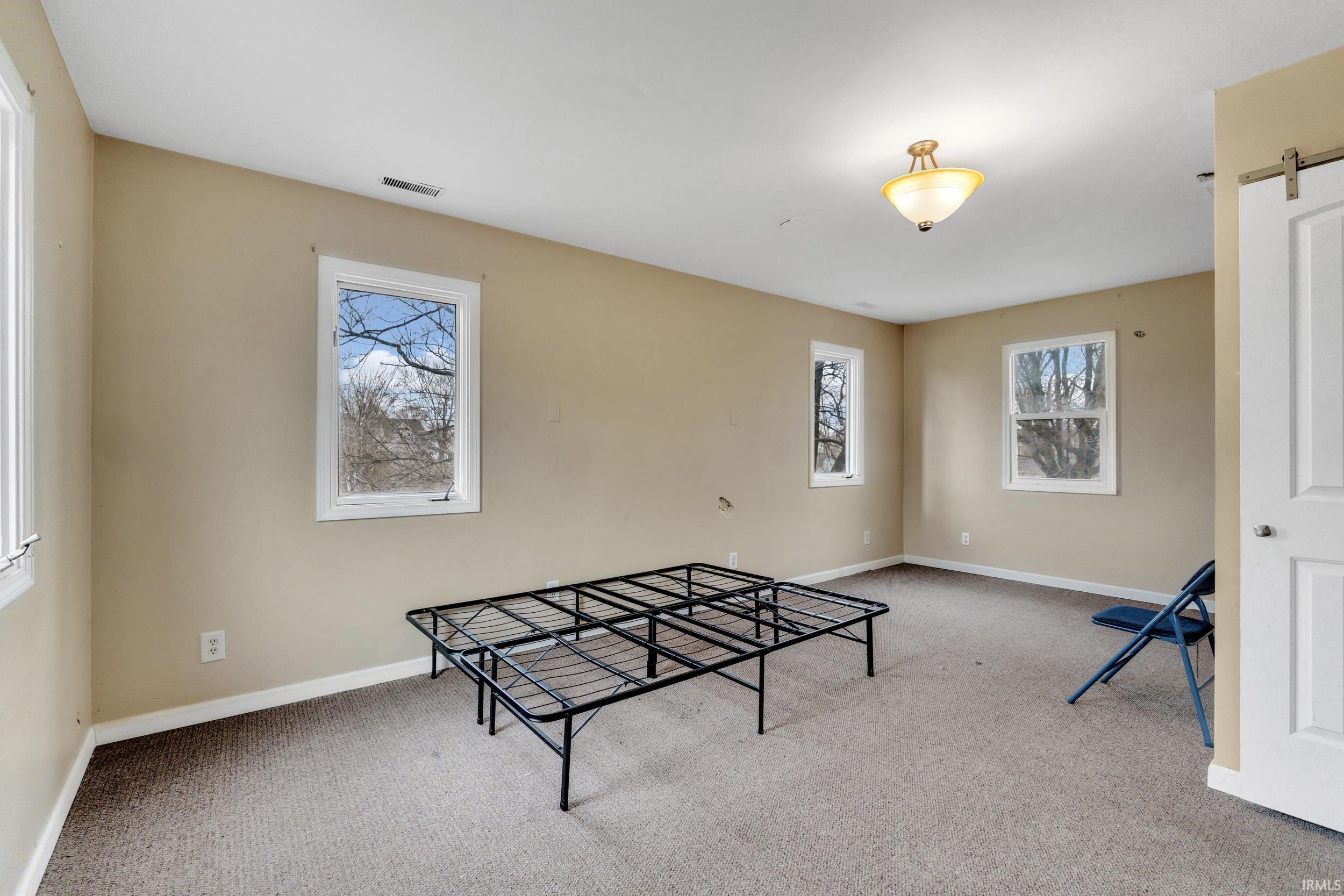 Photo 16 of 236 E Williams Street