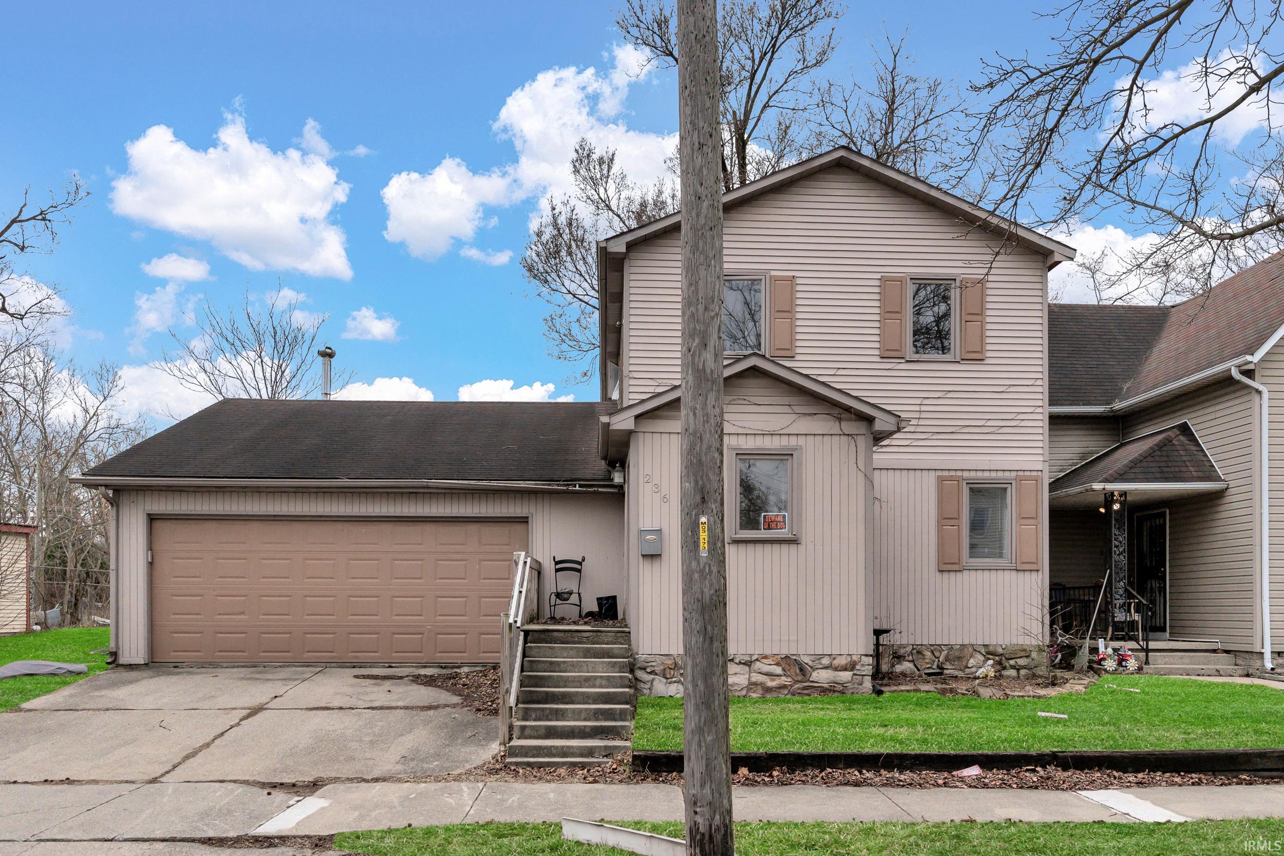 Photo 2 of 236 E Williams Street