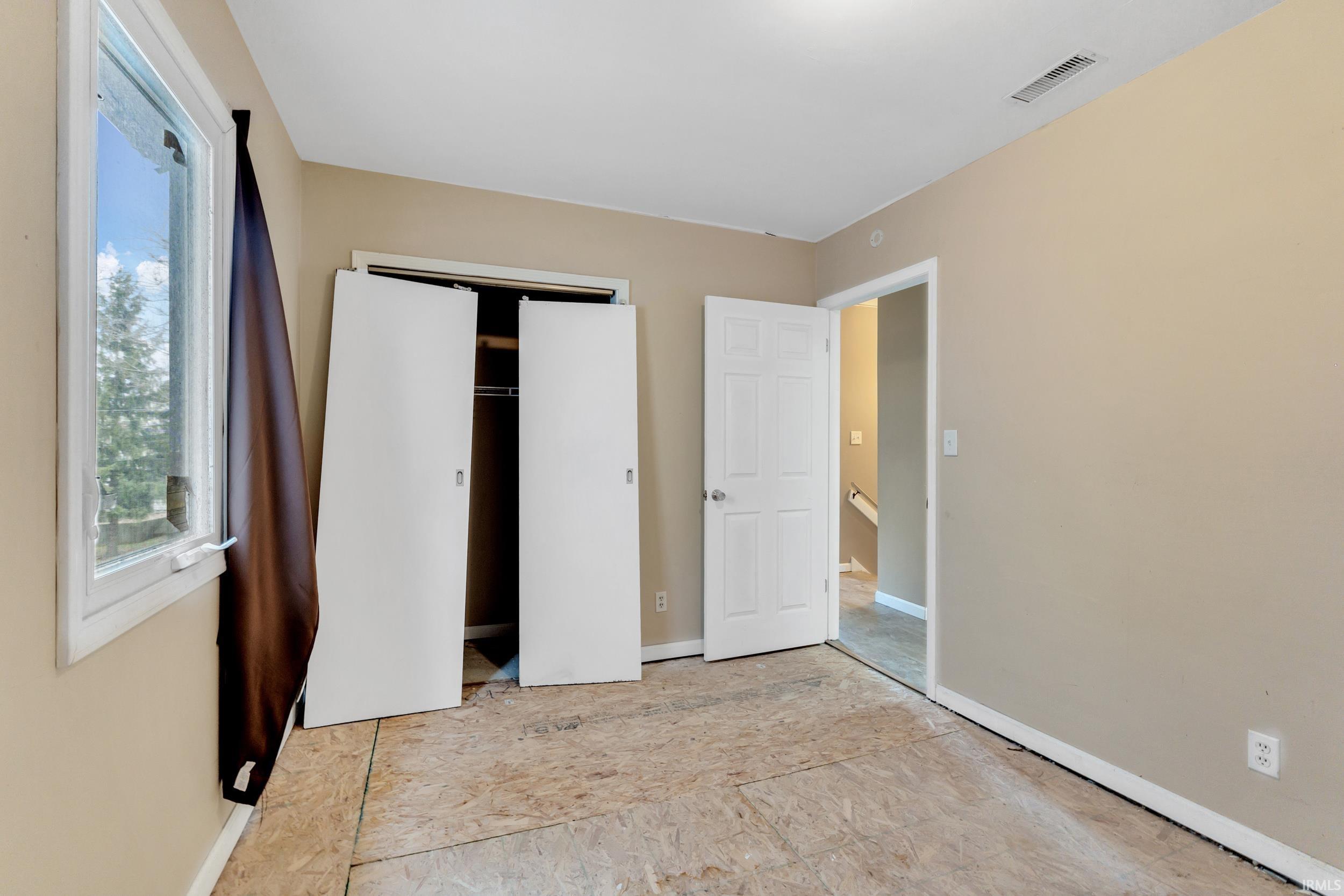 Photo 21 of 236 E Williams Street