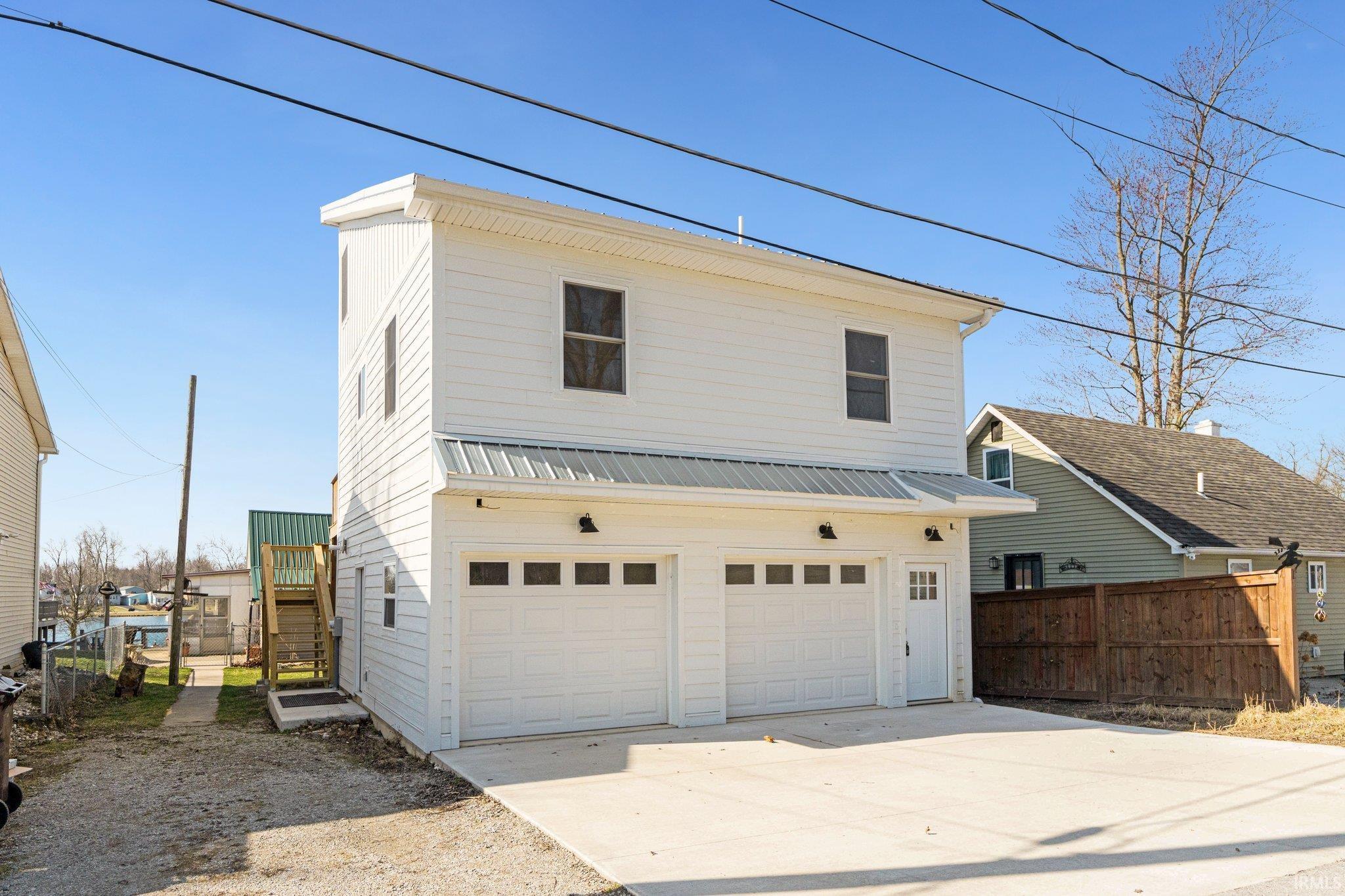 Photo 4 of 2660 E Beech Avenue