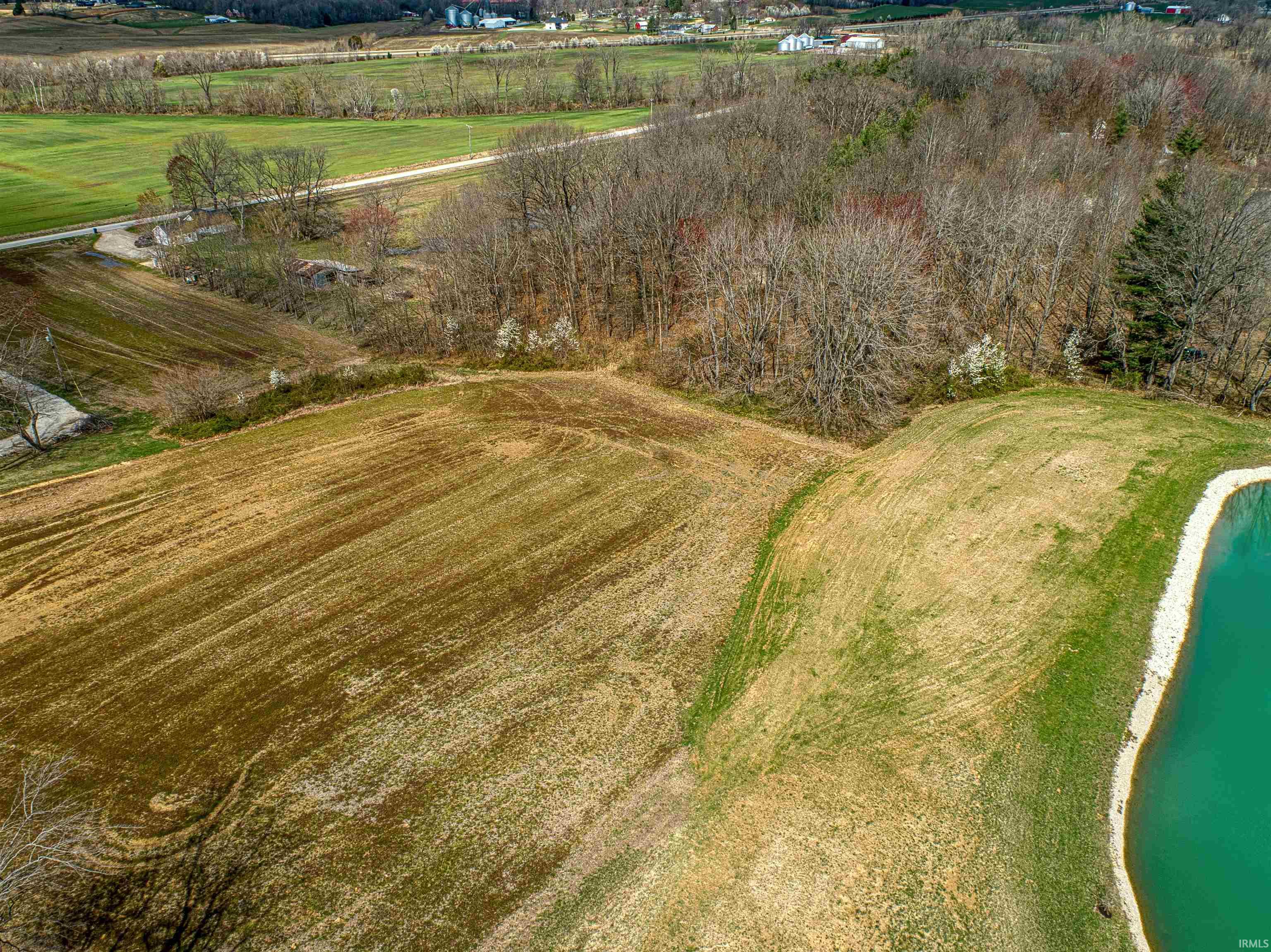 Homes for sale in Evansville, IN | 8131 Willett Dr, Evansville, IN 47720 | MLS# 202510033