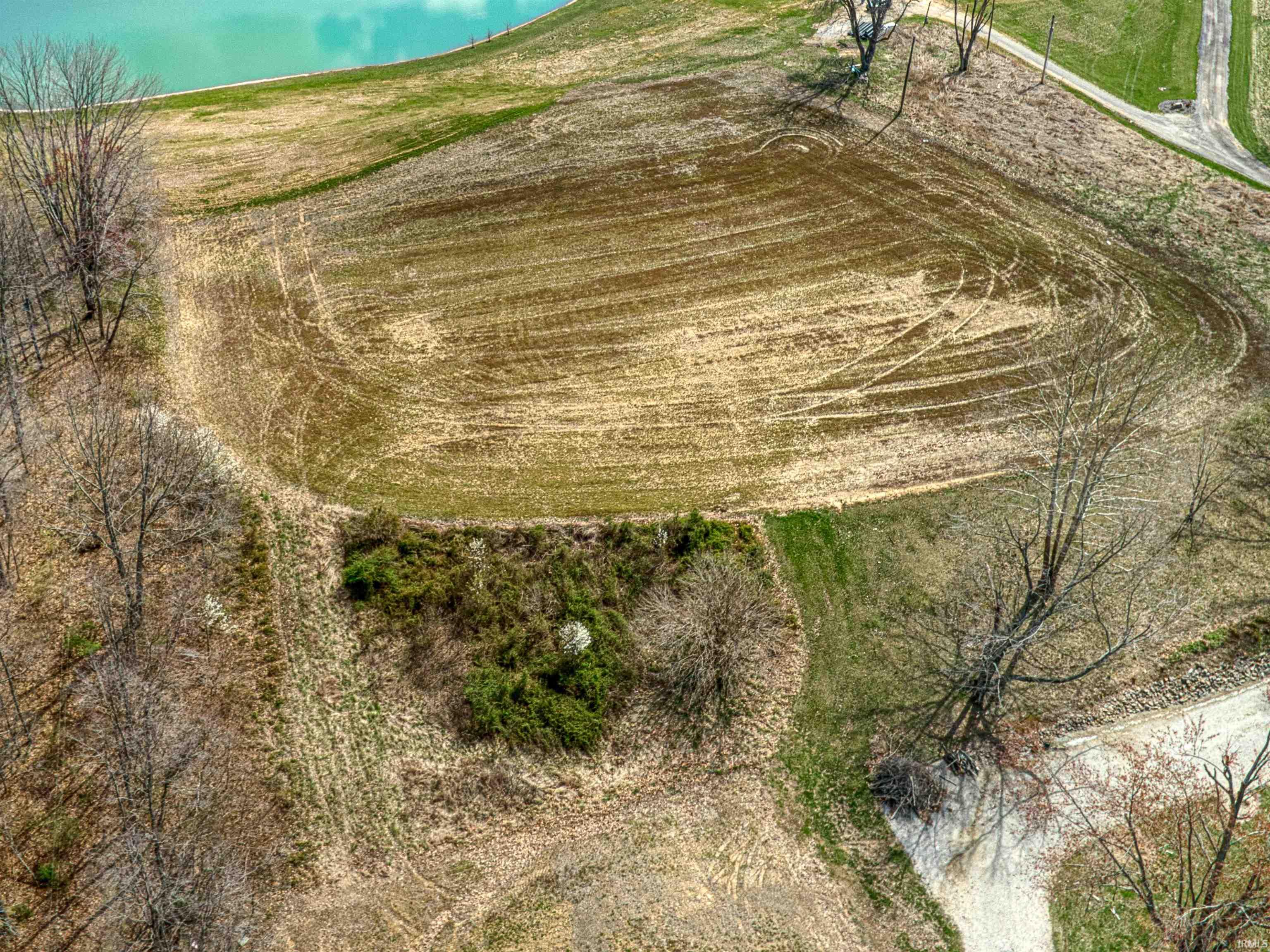 Homes for sale in Evansville, IN | 8131 Willett Dr, Evansville, IN 47720 | MLS# 202510033