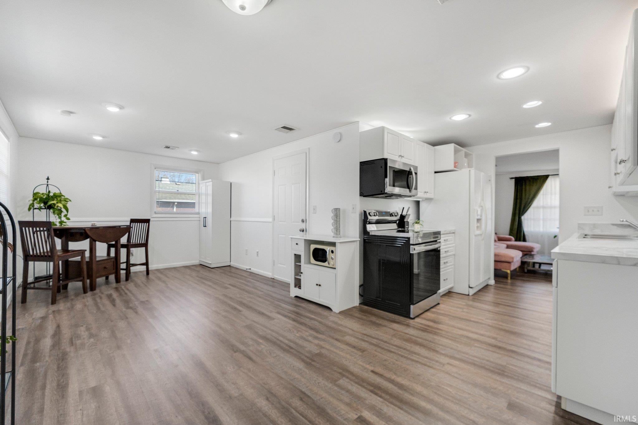 Photo 12 of 4605 Beechcrest Drive