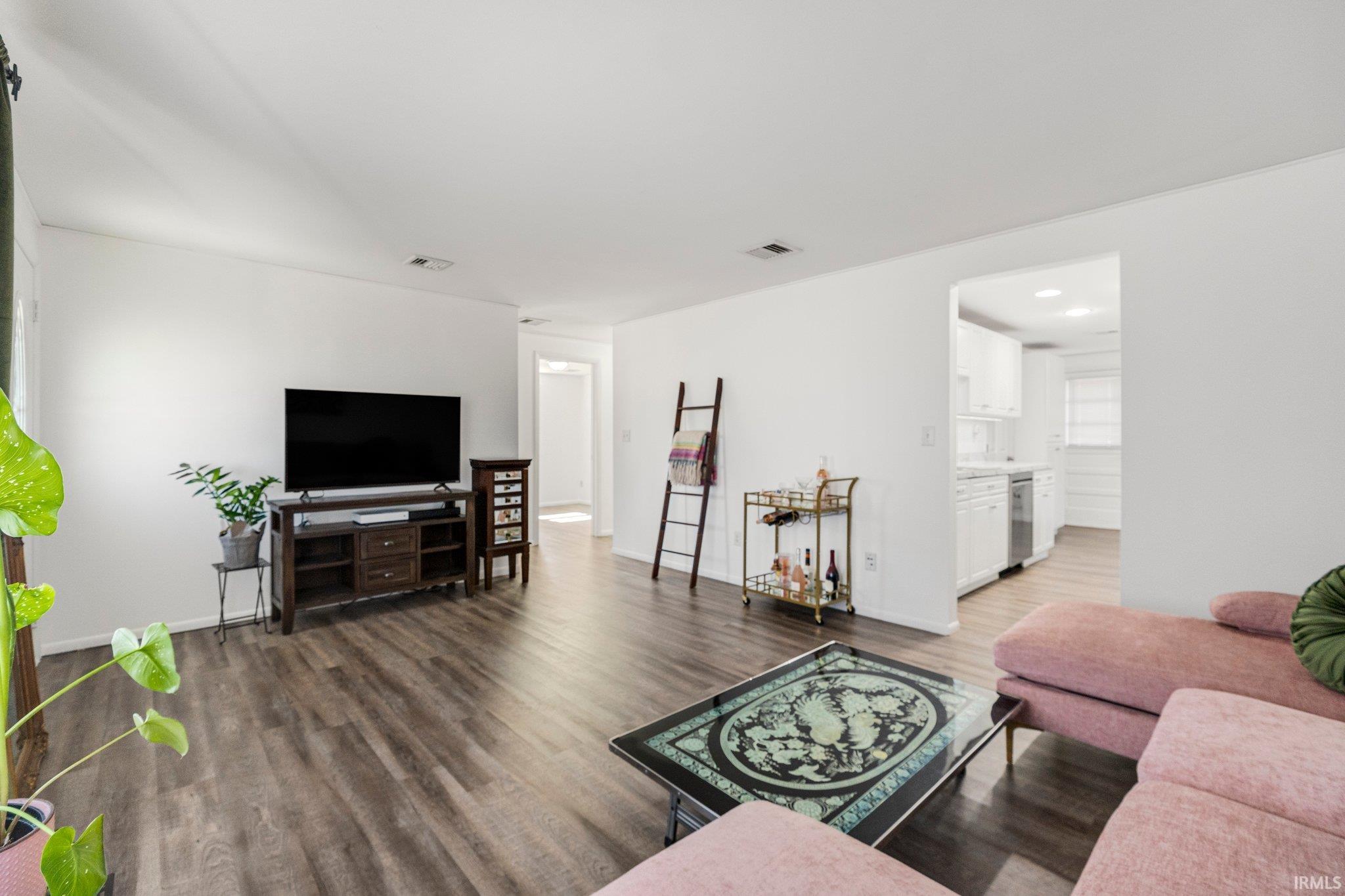 Photo 5 of 4605 Beechcrest Drive