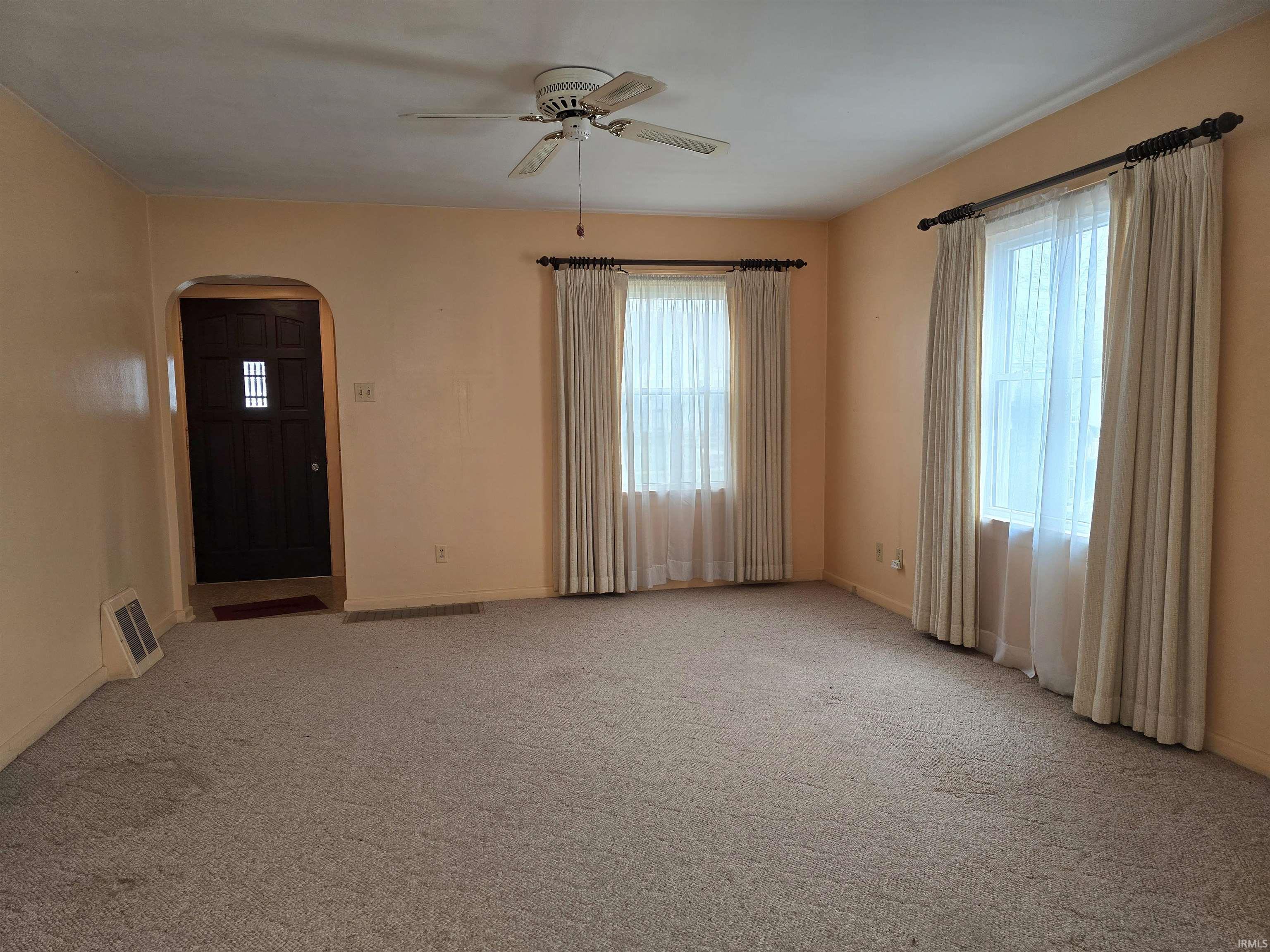 Photo 15 of 538 Clayton Avenue