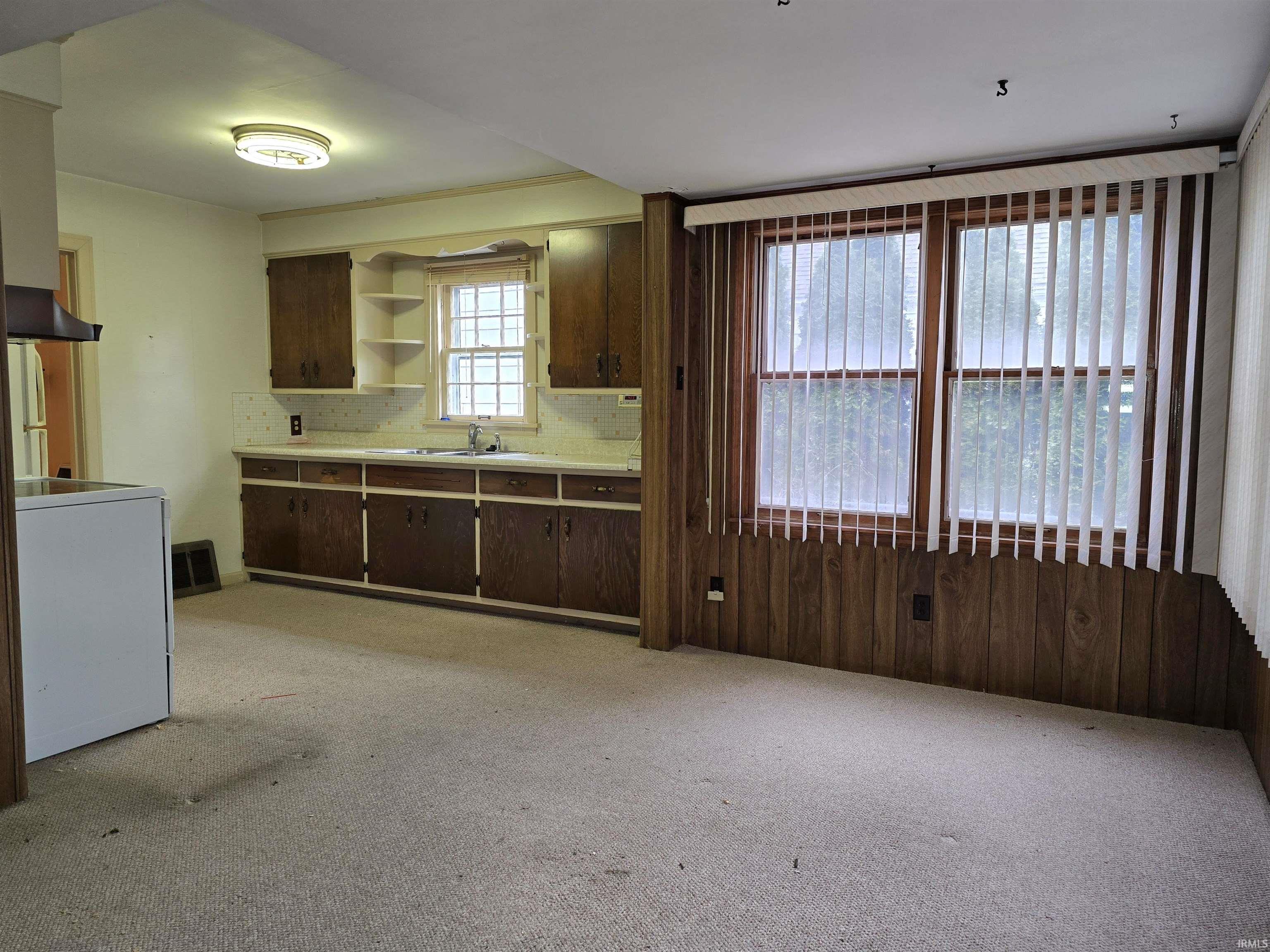 Photo 7 of 538 Clayton Avenue