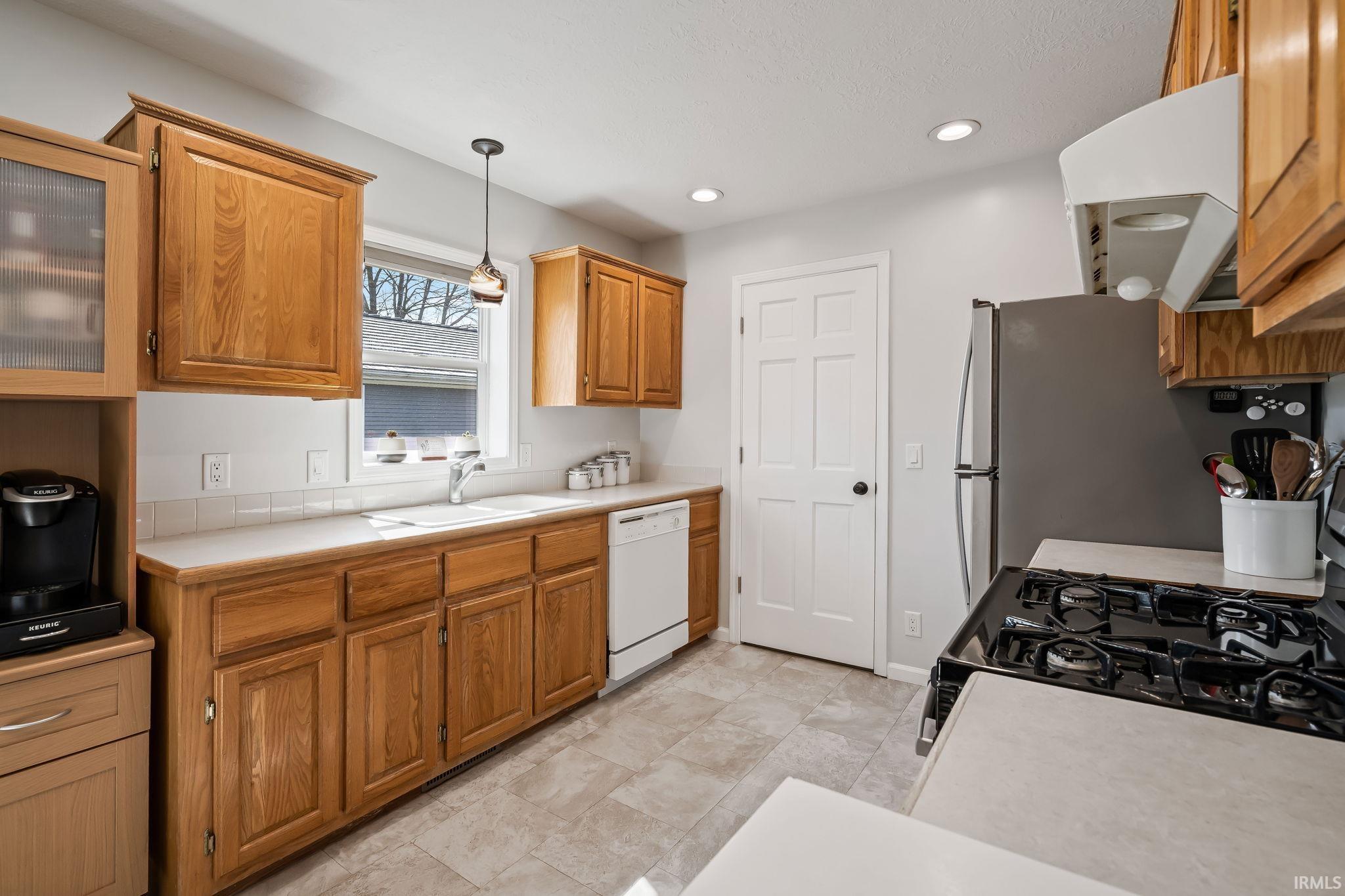834 Jessica Court