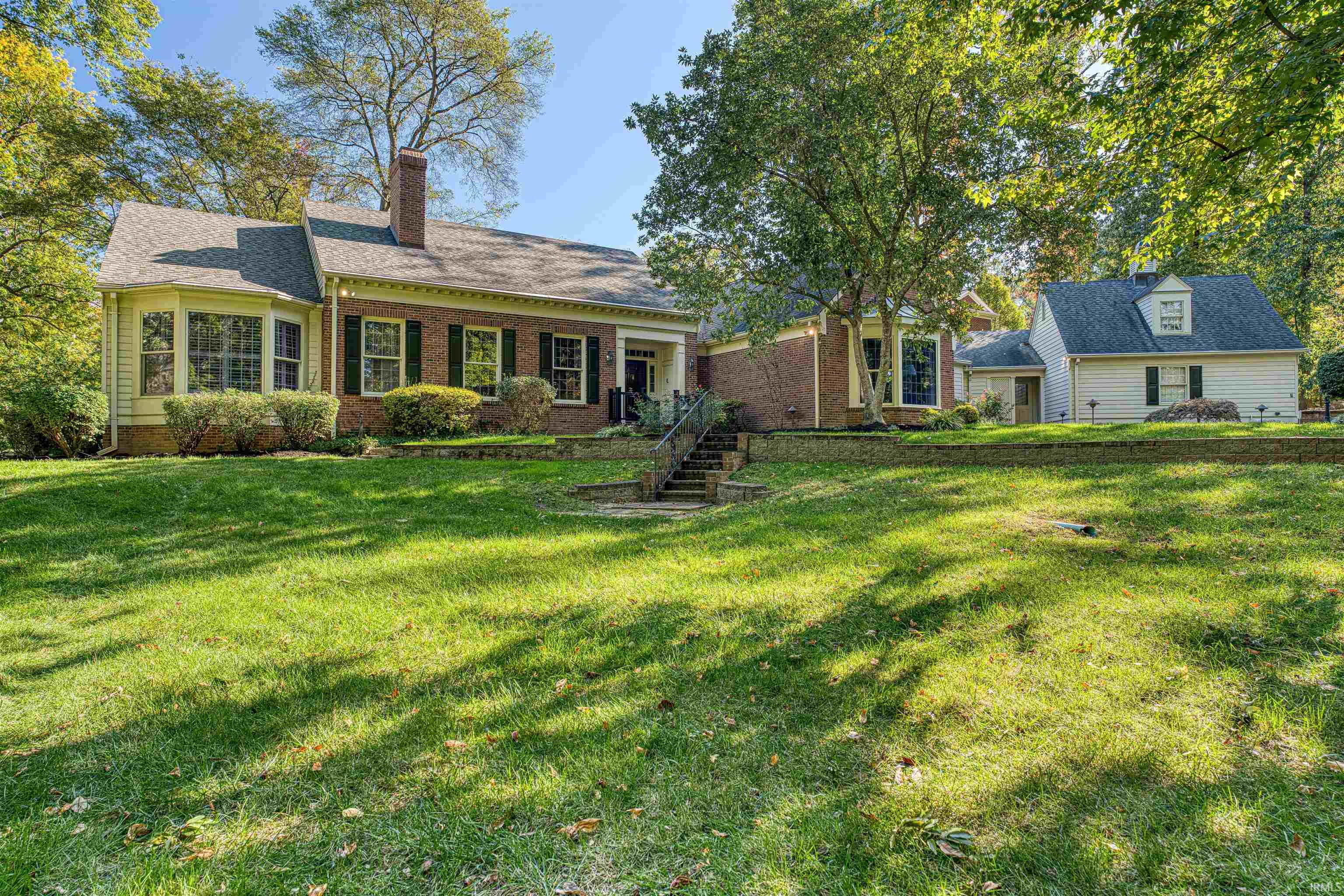 Homes for sale in Evansville, IN | 4012 Fairfax Ct, Evansville, IN 47710 | MLS# 202510270