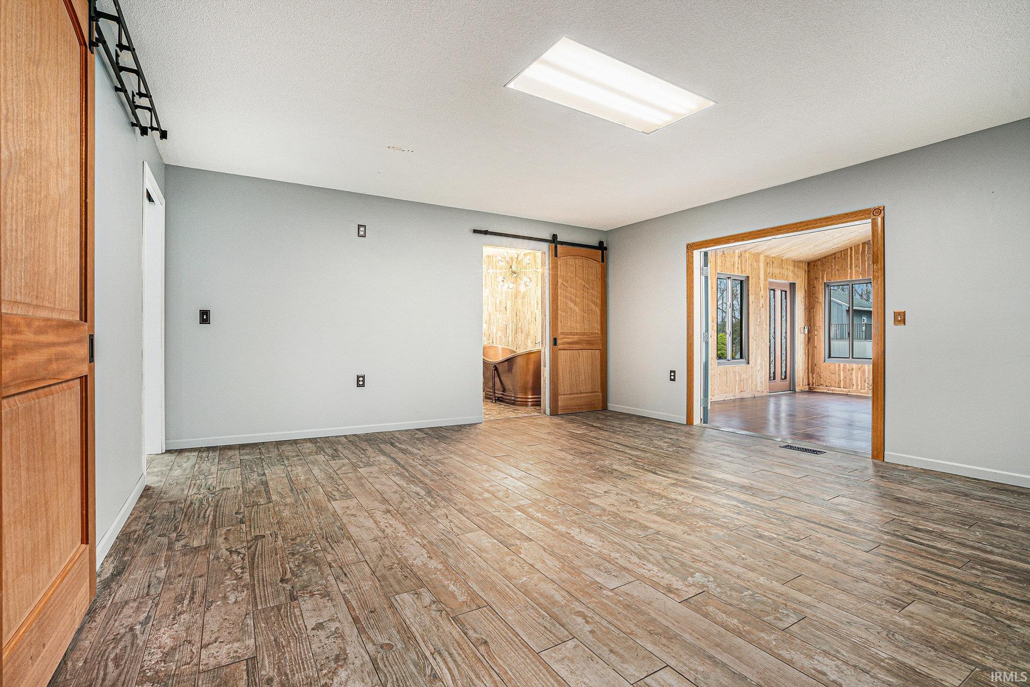 Photo 16 of 1184 N 25 W