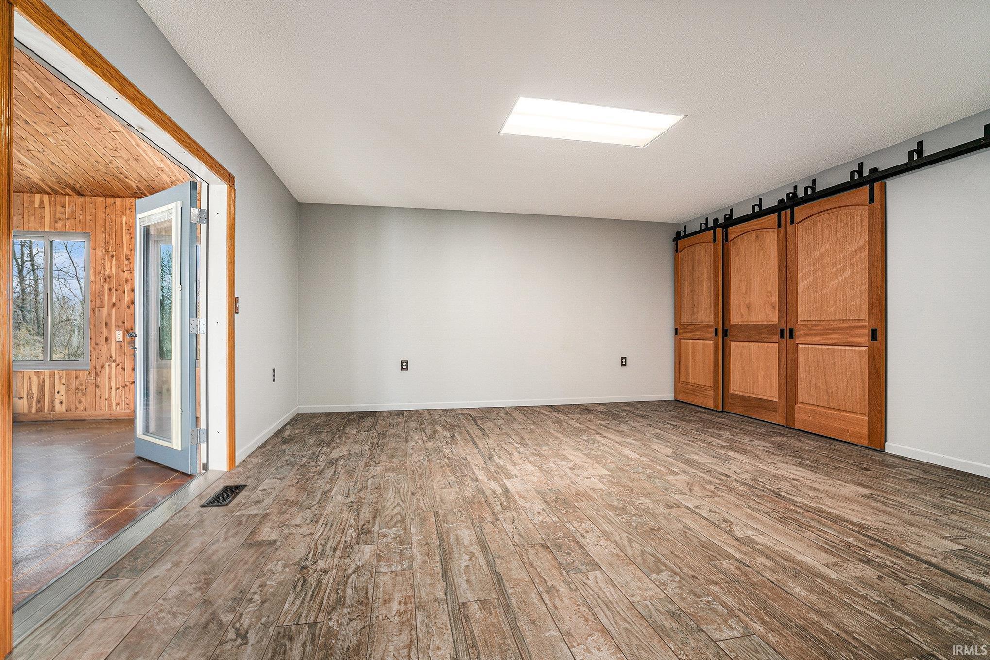Photo 17 of 1184 N 25 W