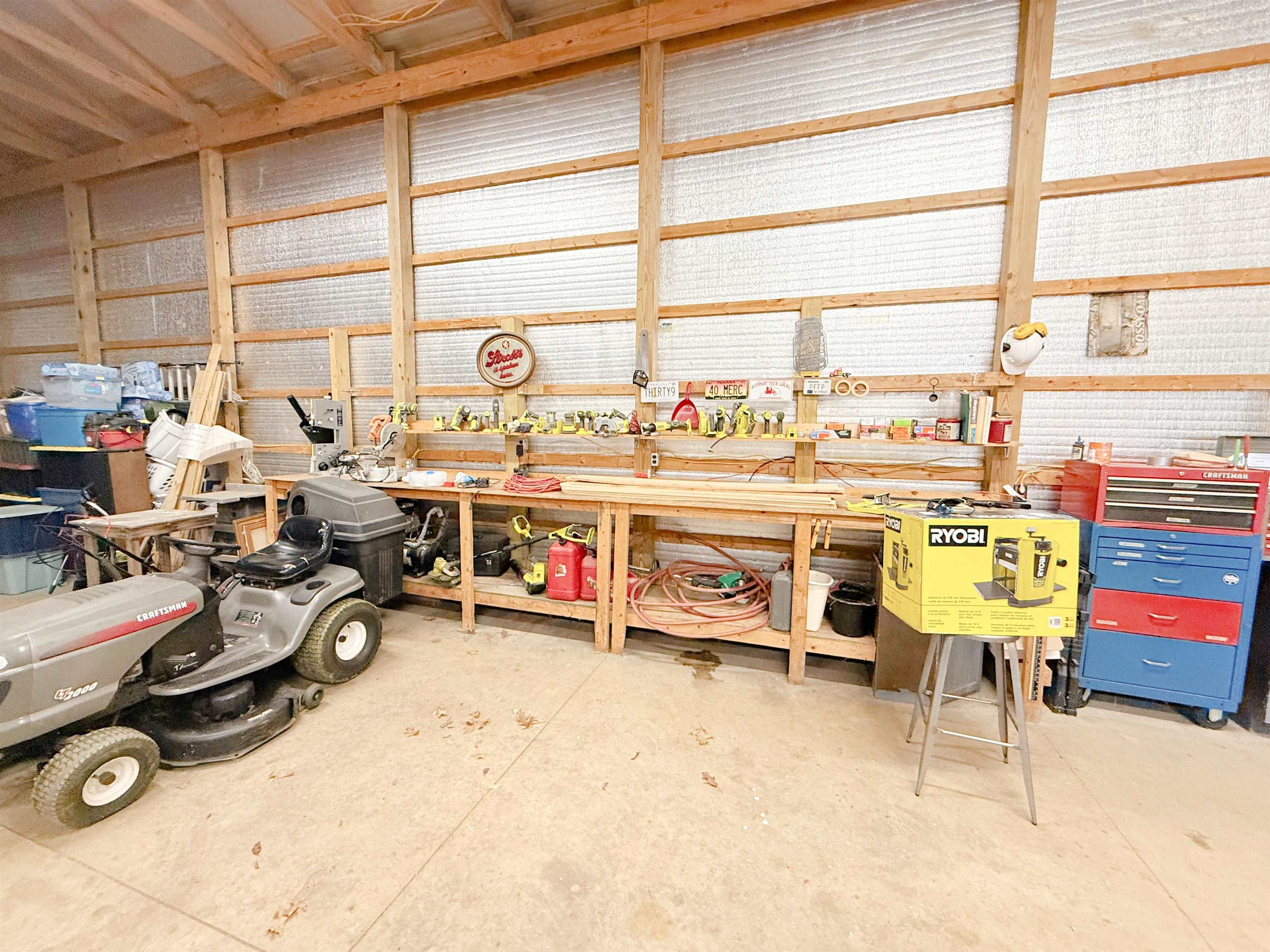 Photo 5 of 2867 N State Rd 827