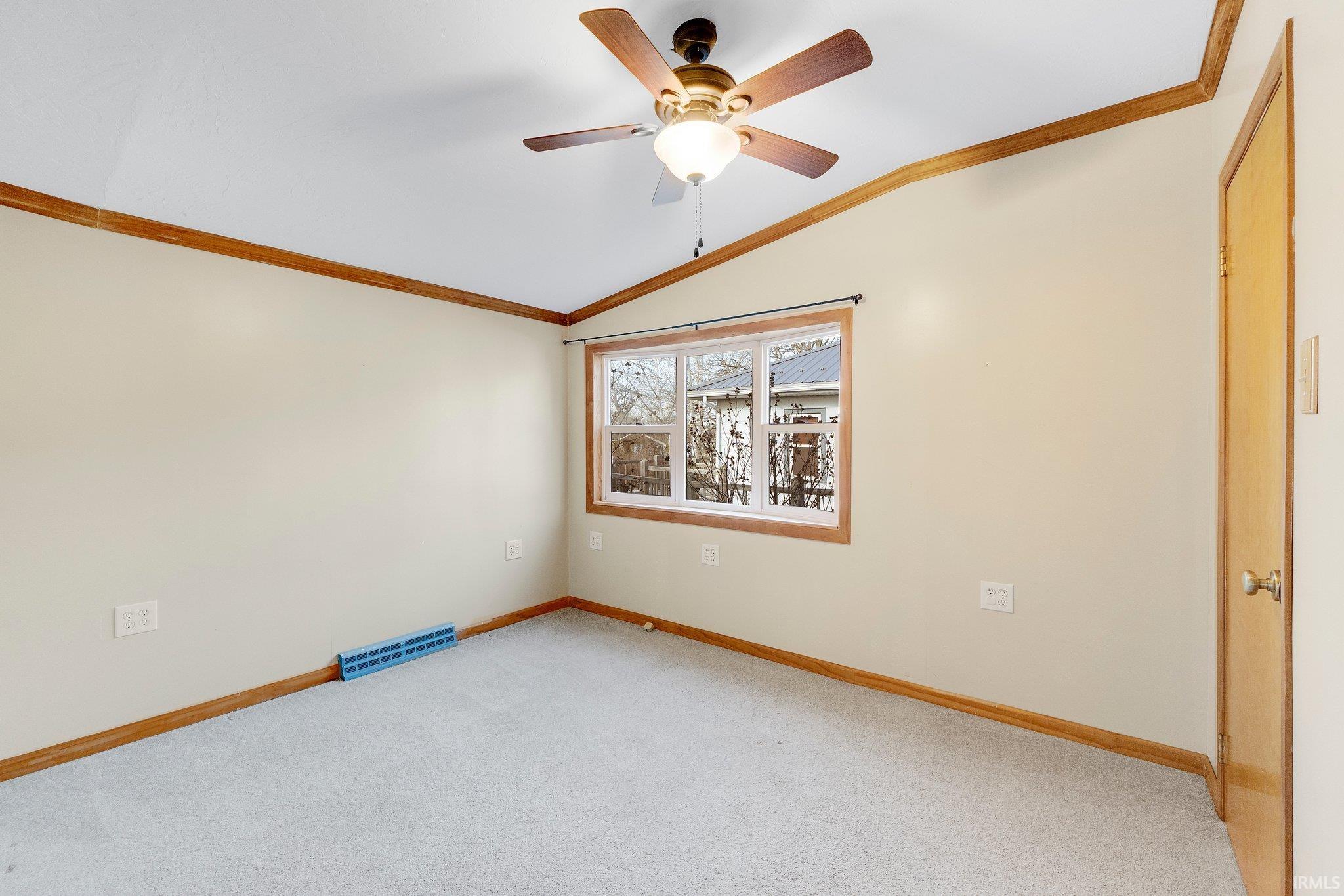 Photo 17 of 5540 N Willow Avenue