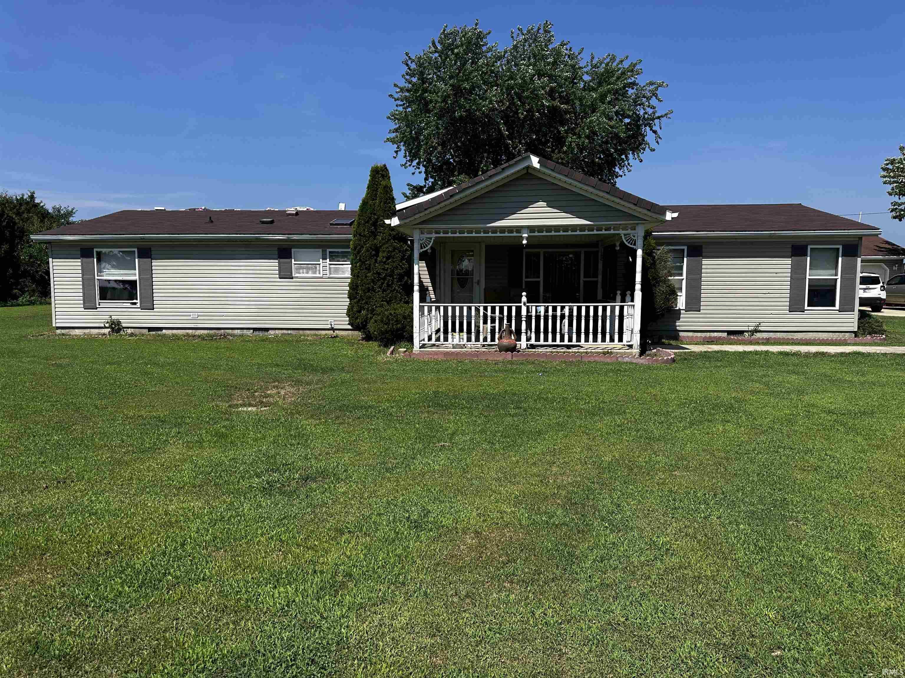 Homes for sale in Galveston, IN | 8214 S County Road 1100 E Road, Galveston, IN 46932 | MLS# 202510381