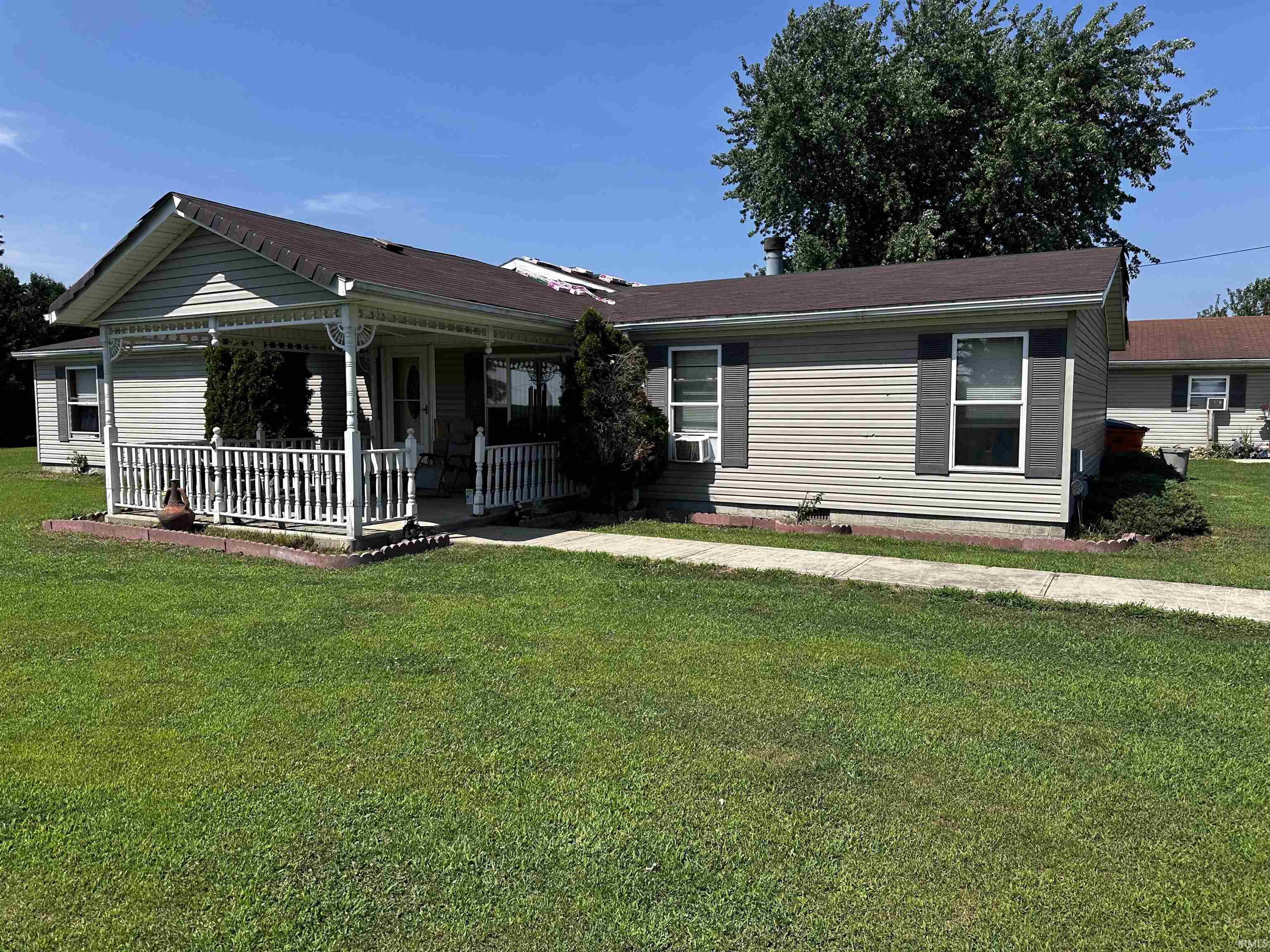 Homes for sale in Galveston, IN | 8214 S County Road 1100 E Road, Galveston, IN 46932 | MLS# 202510381